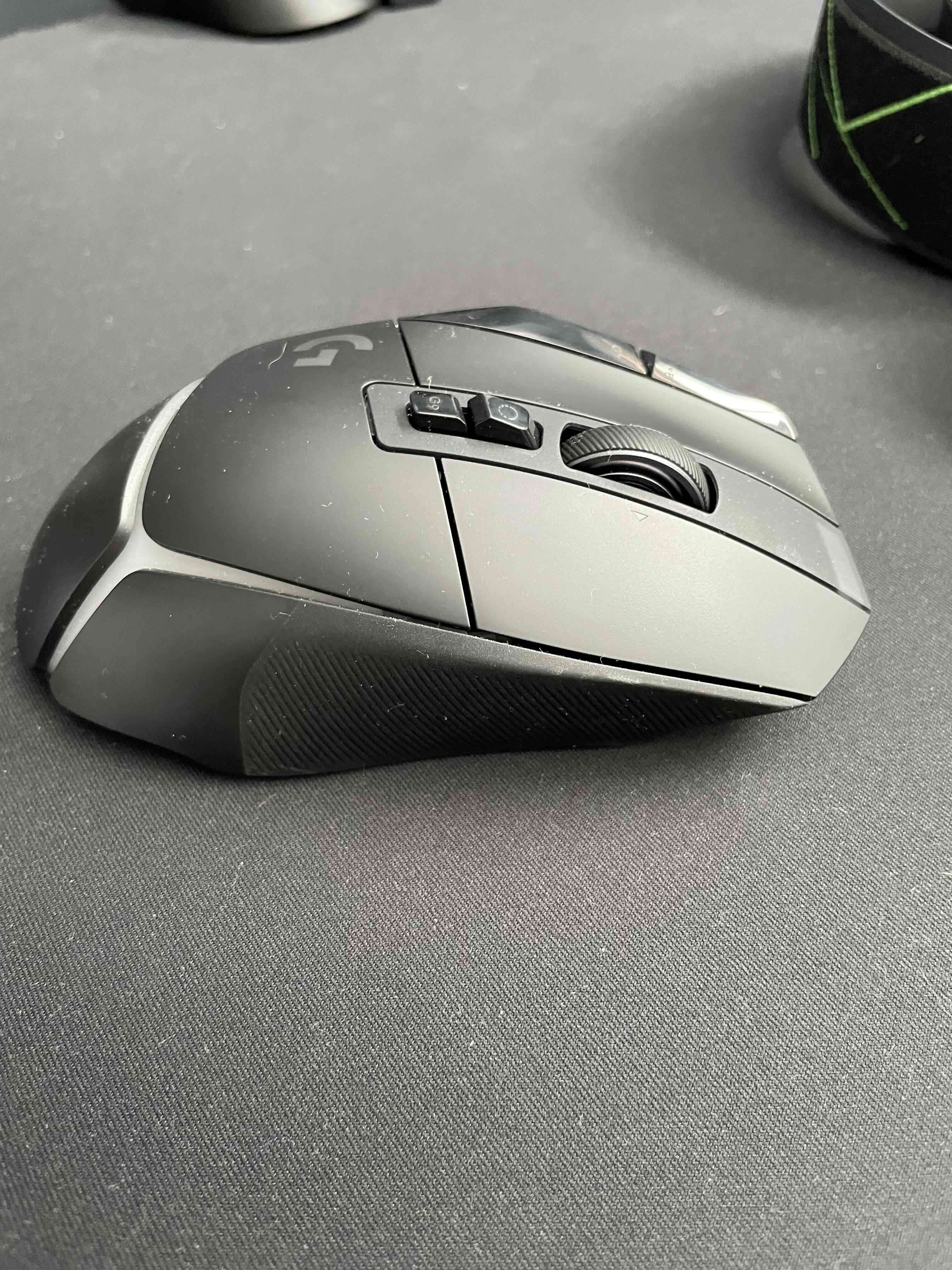 Mouse inalámbrico gaming Logitech g502x plus - miniatura 4