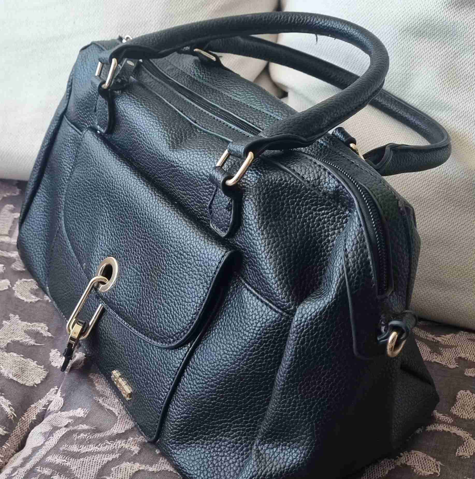 Bolso negro elegante
