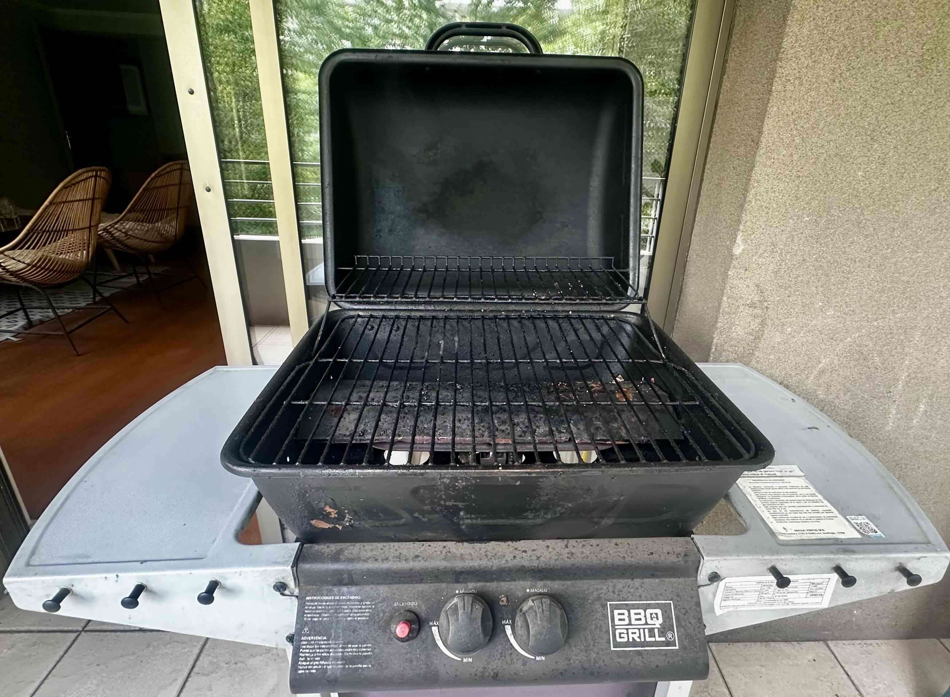 Parrilla a gas color negro BBQ GRILL - 2