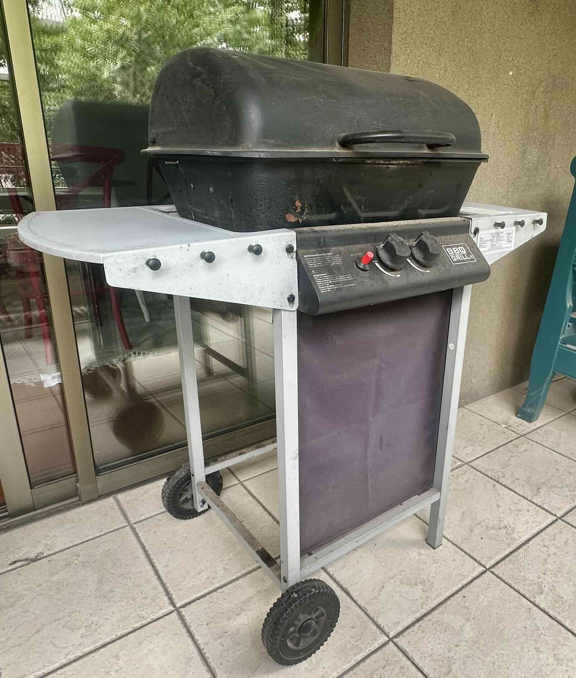 Parrilla a gas color negro BBQ GRILL - 3