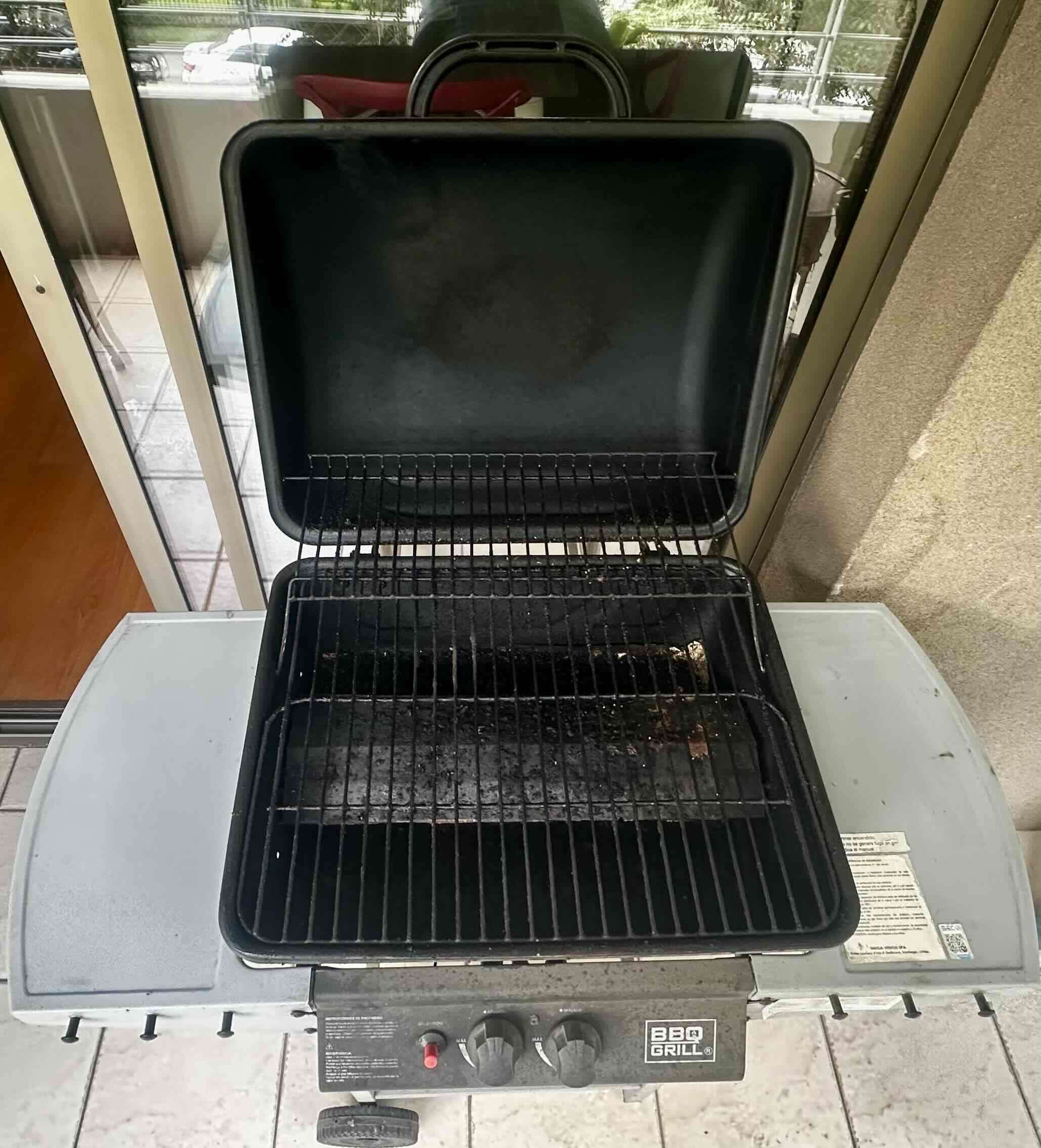 Parrilla a gas color negro BBQ GRILL - 4