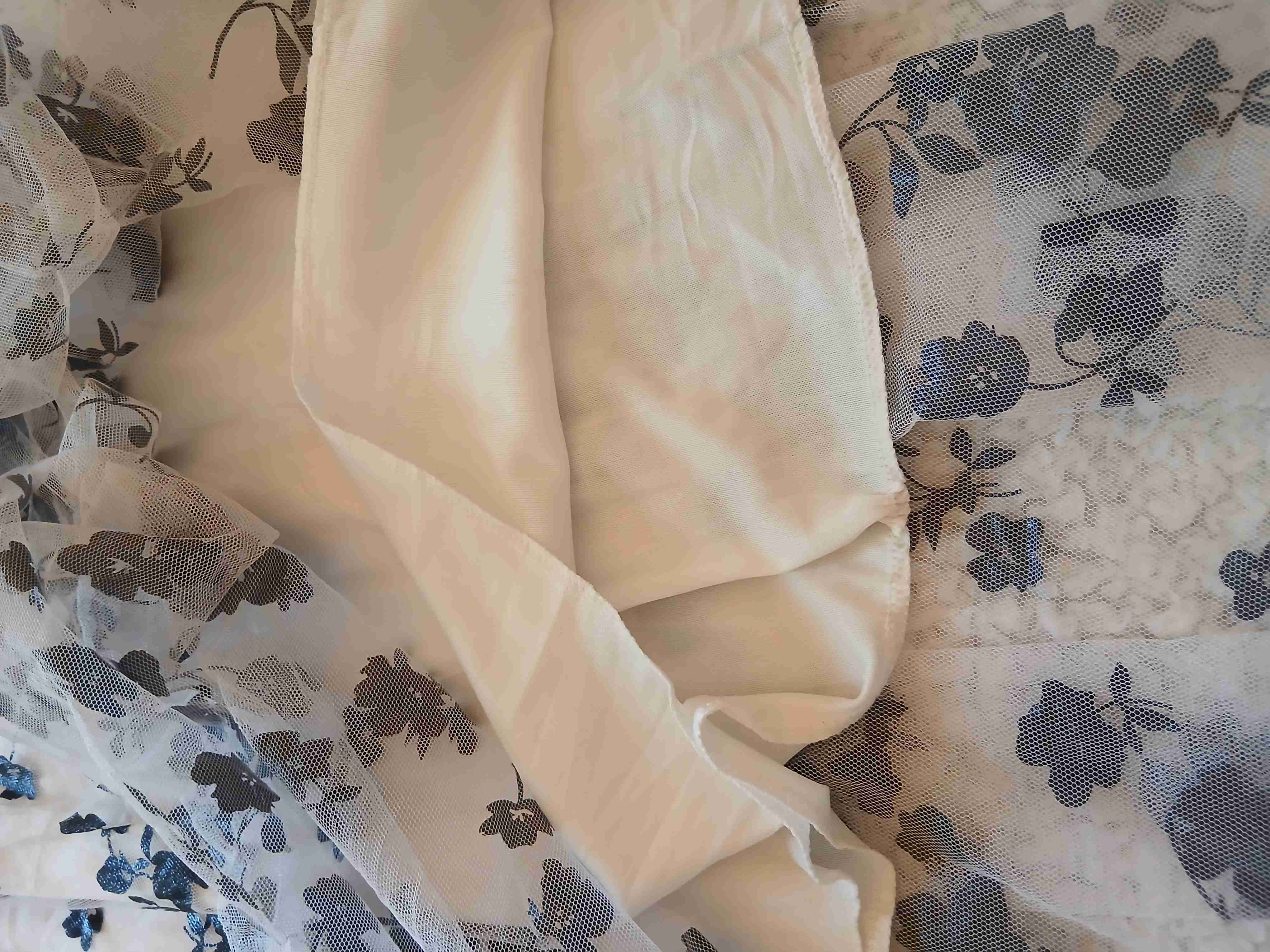 Falda midi floral azul y blanco - miniatura 3