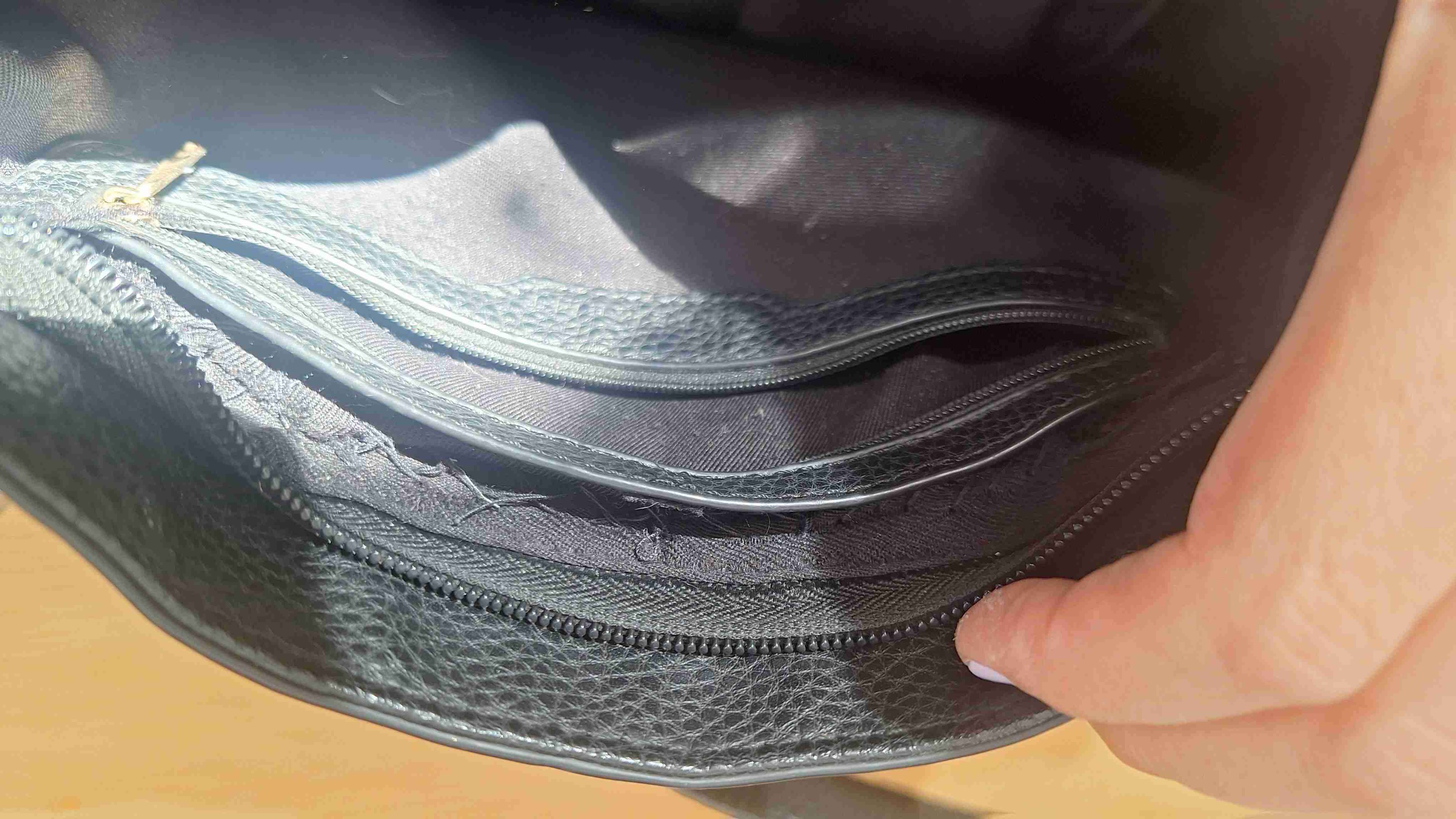 Cartera negra Basement - miniatura 6