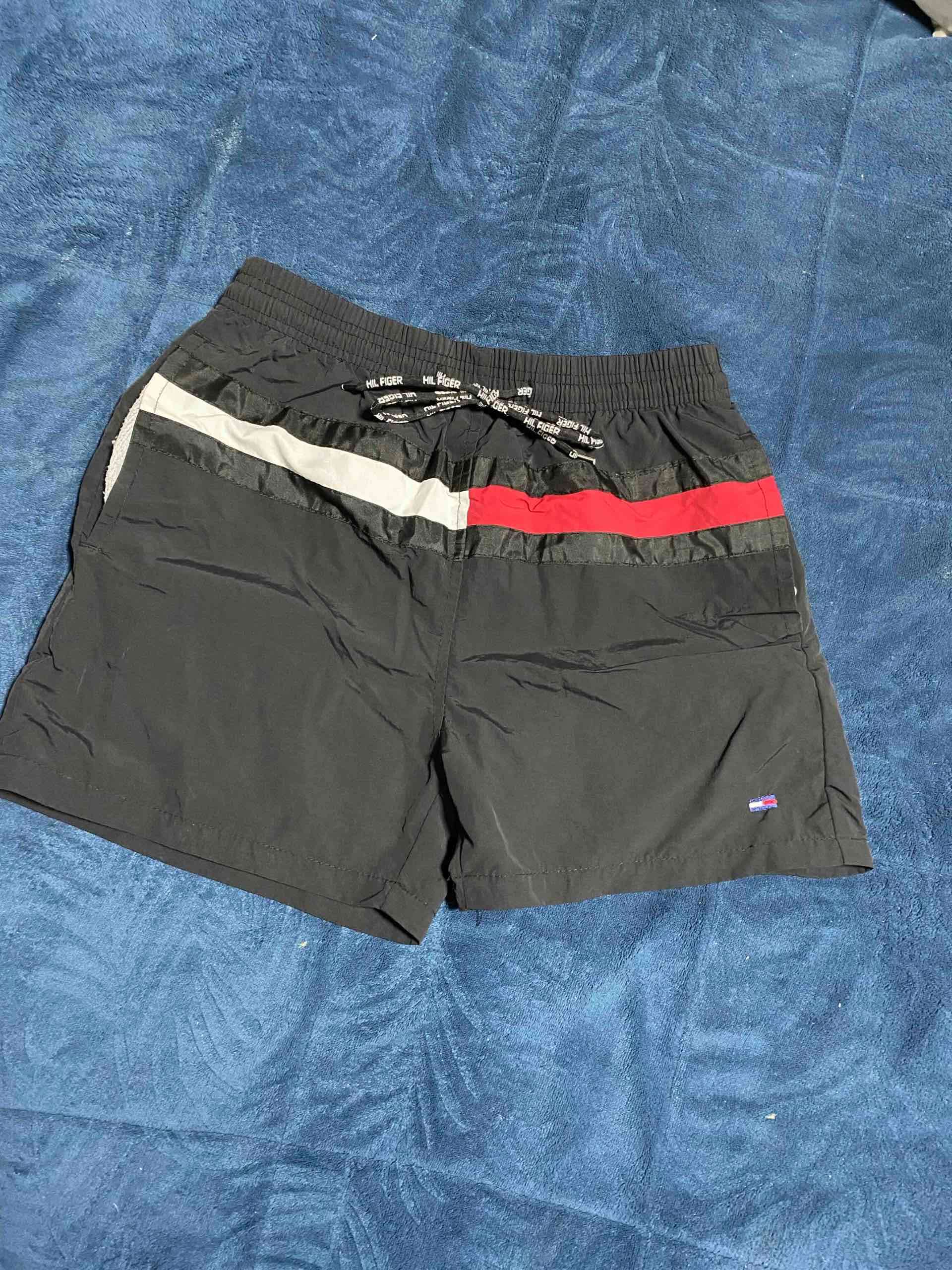 Shorts de baño negros tommy hilfiger