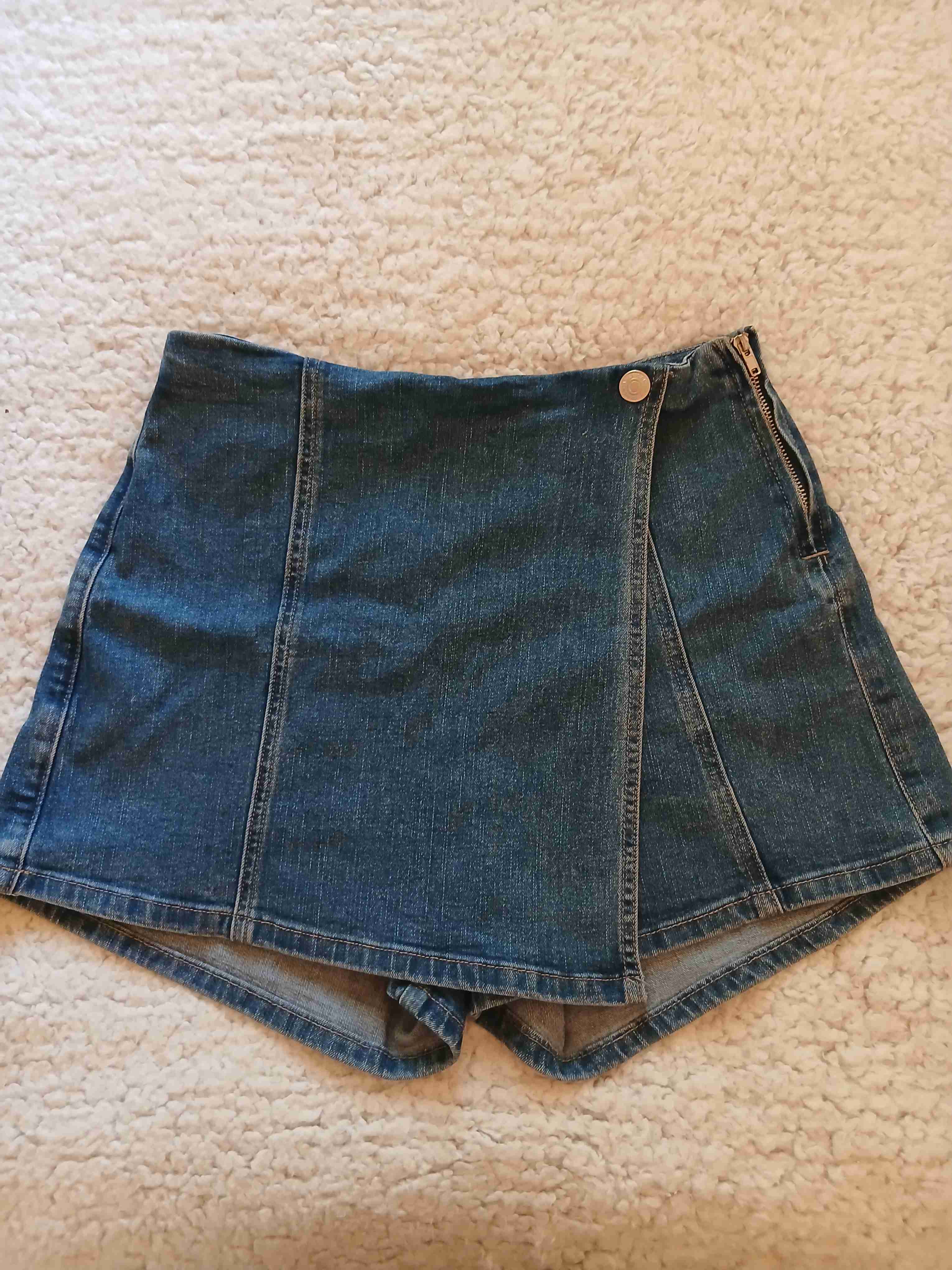 Falda short de mezclilla