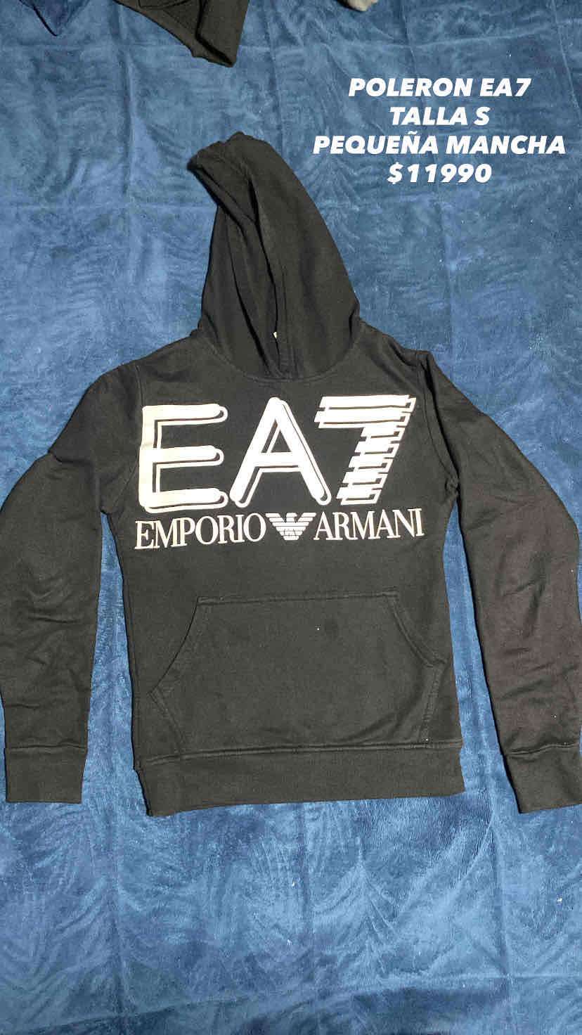 Polerón negro EA7 con capucha