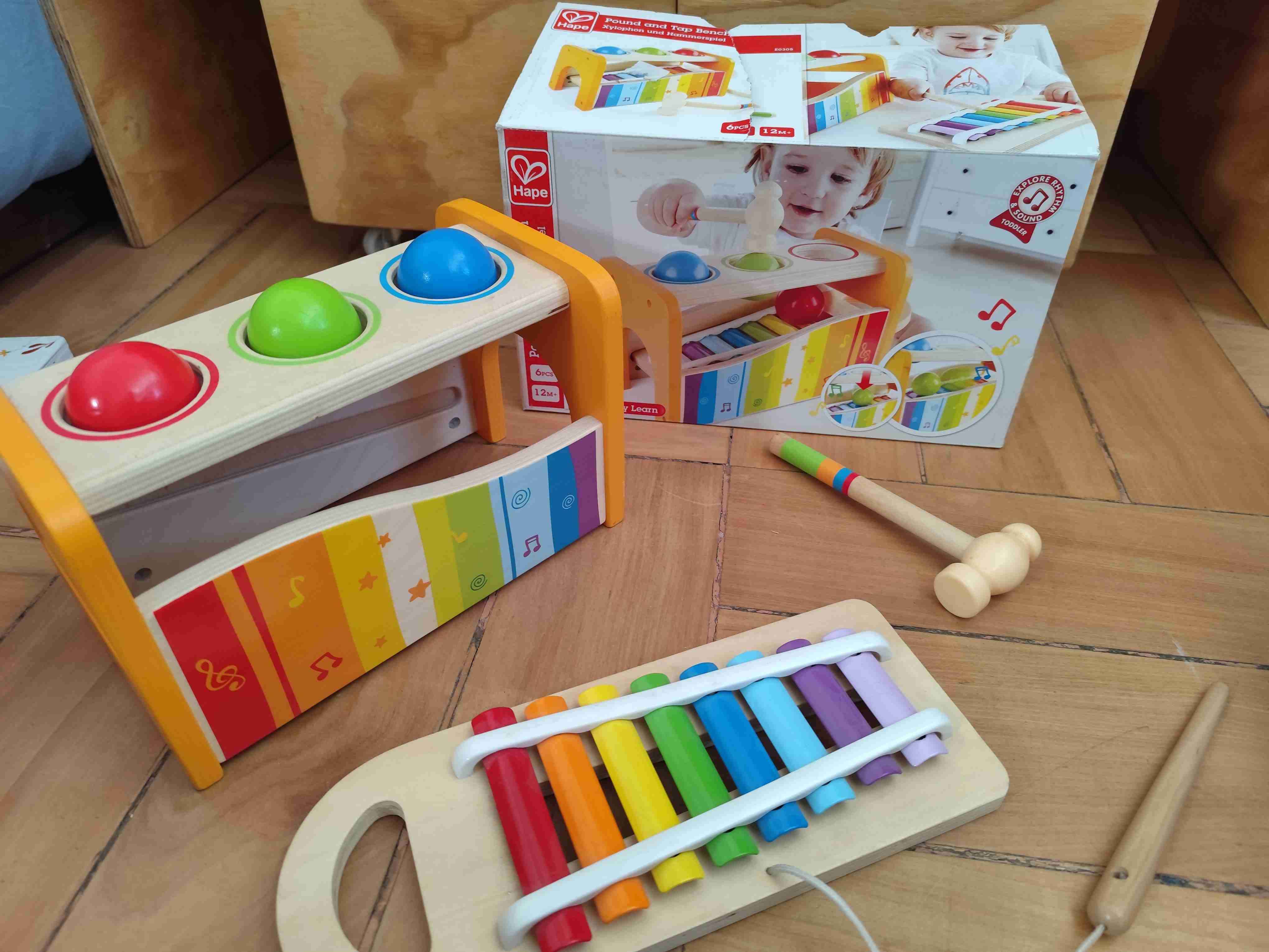 Juego musical de madera marca Hape