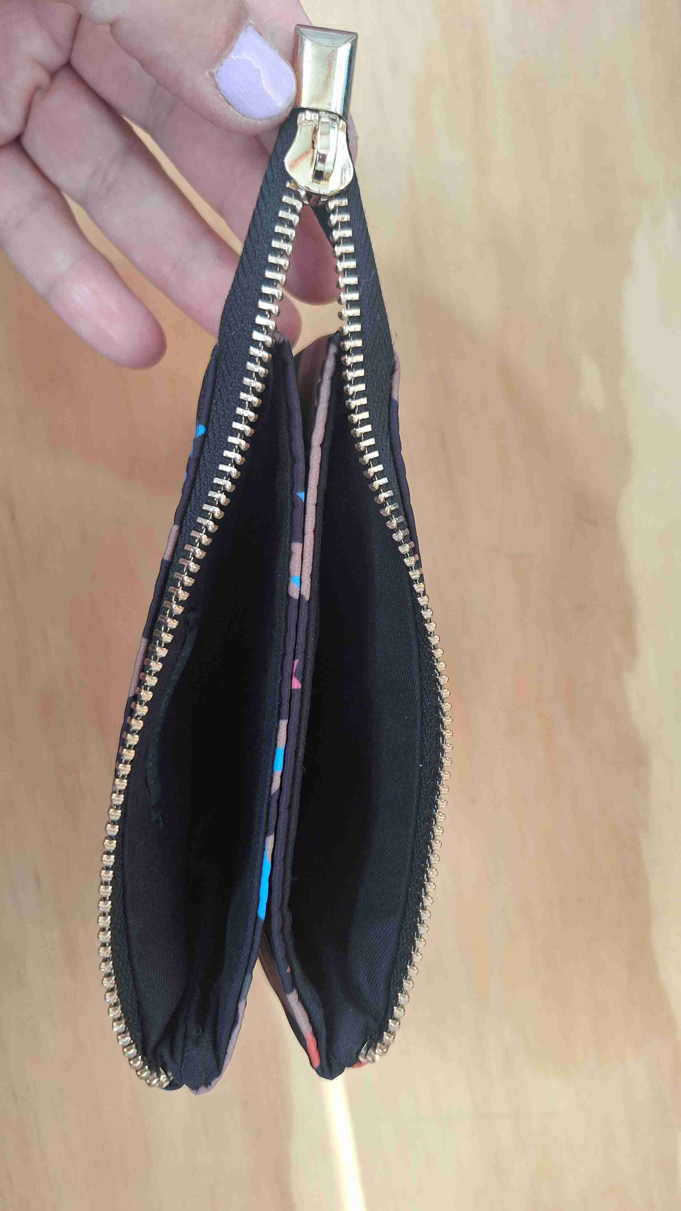 Billetera con estampado de estrellas Basement - miniatura 3