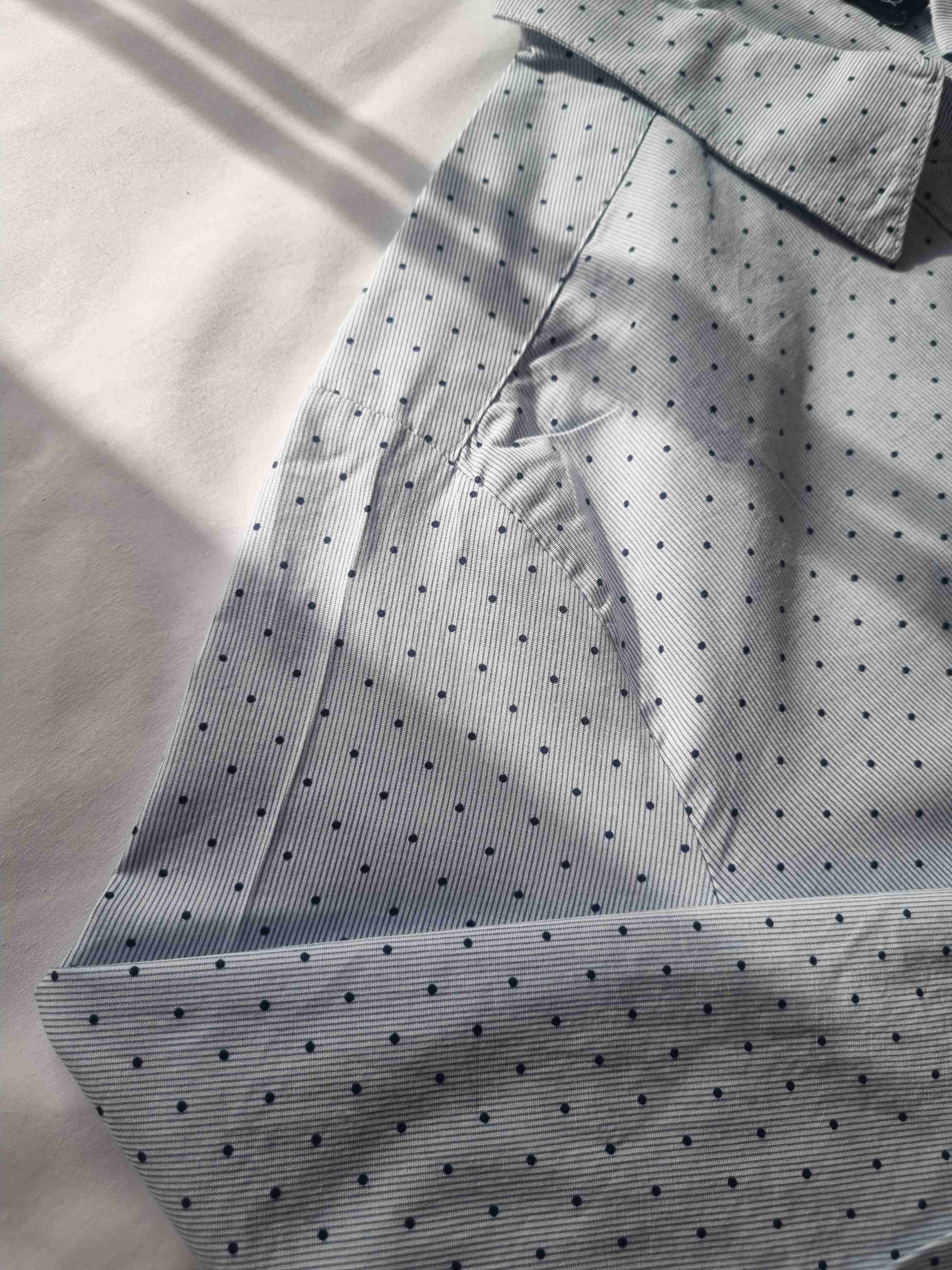 Camisa celeste a lunares - miniatura 3