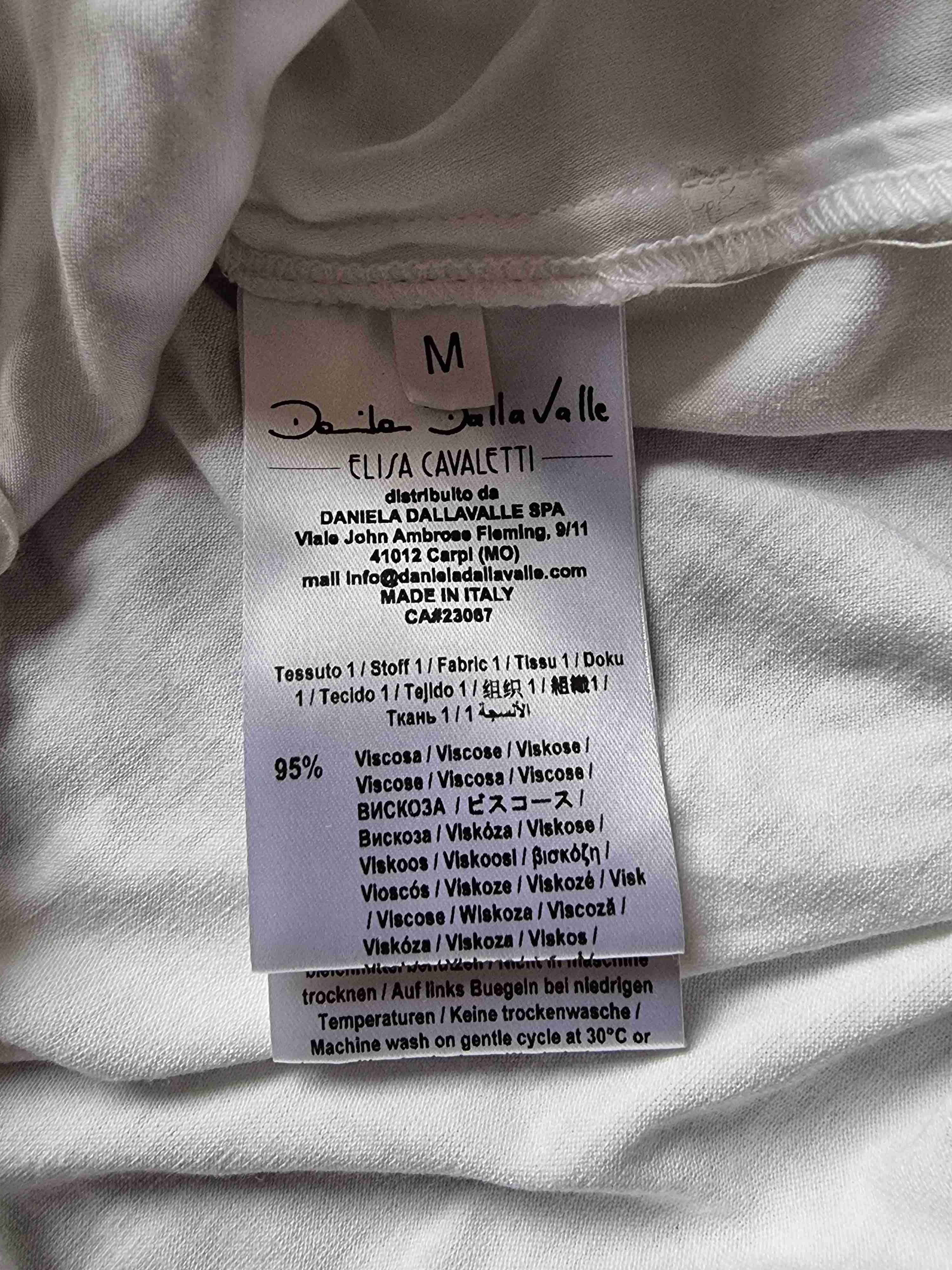 Polera larga tipo solera con diseño negro - miniatura 4