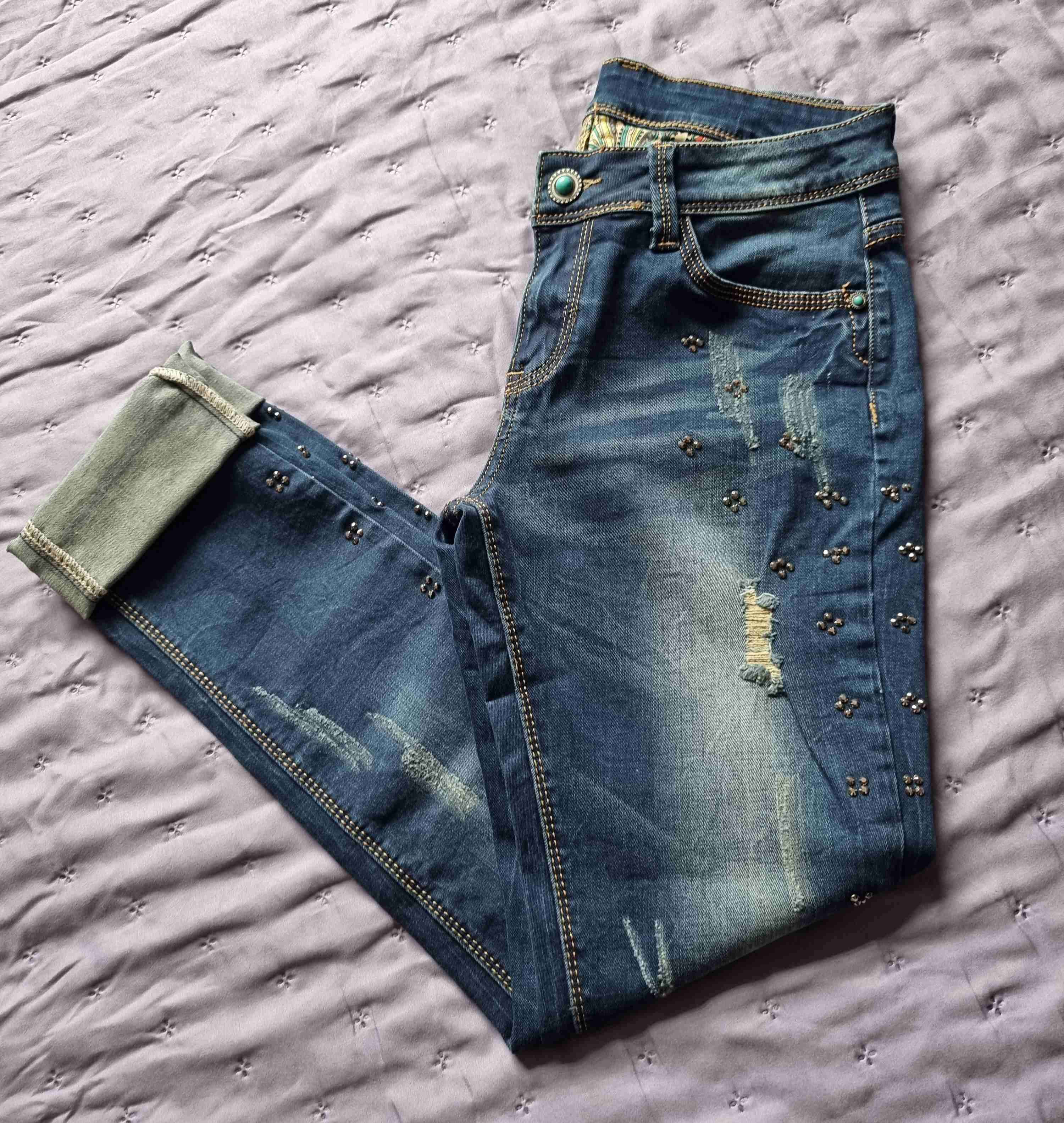 Jeans de mezclilla con adornos - miniatura 6