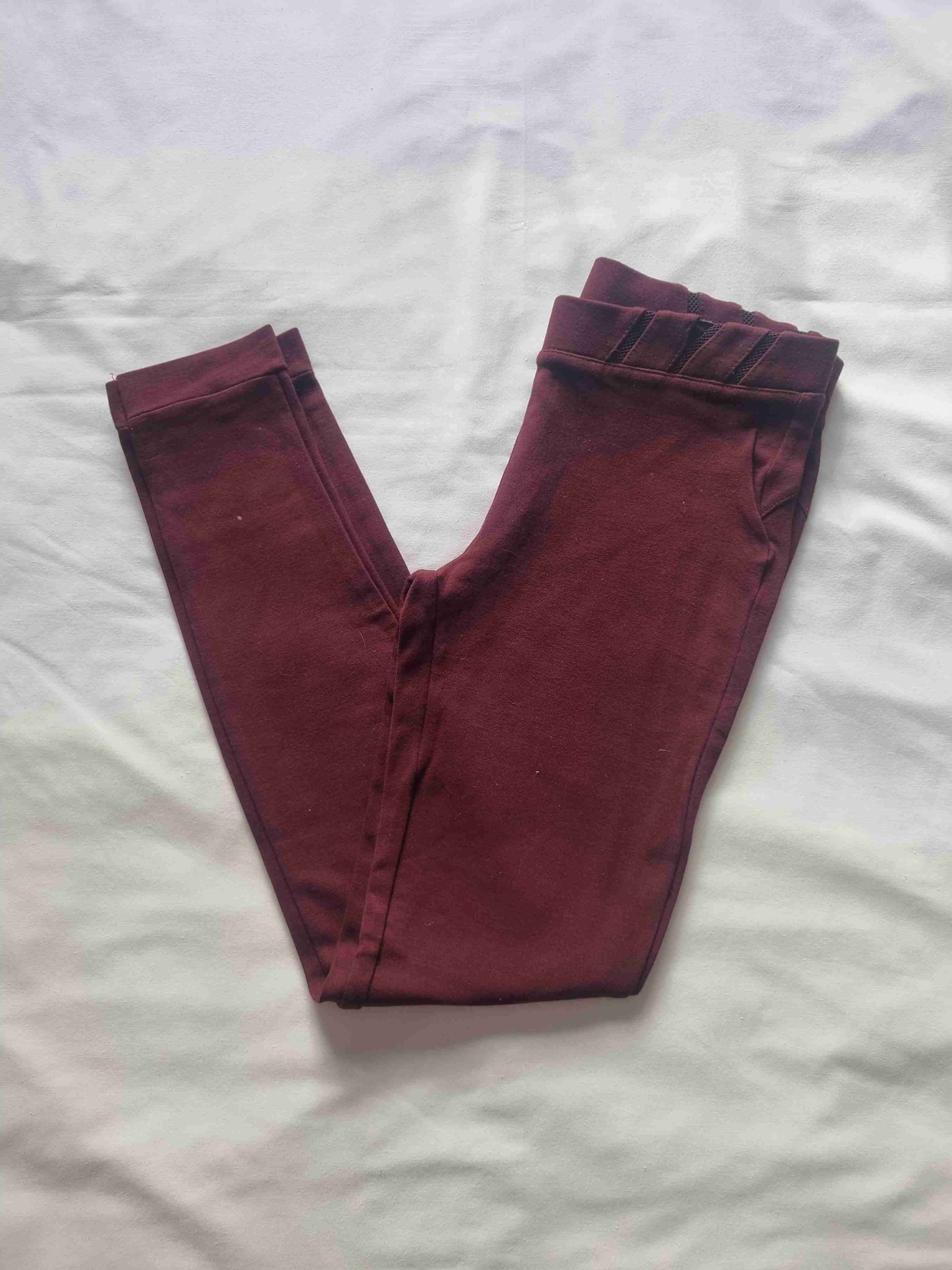 Calzas burdeos para mujer