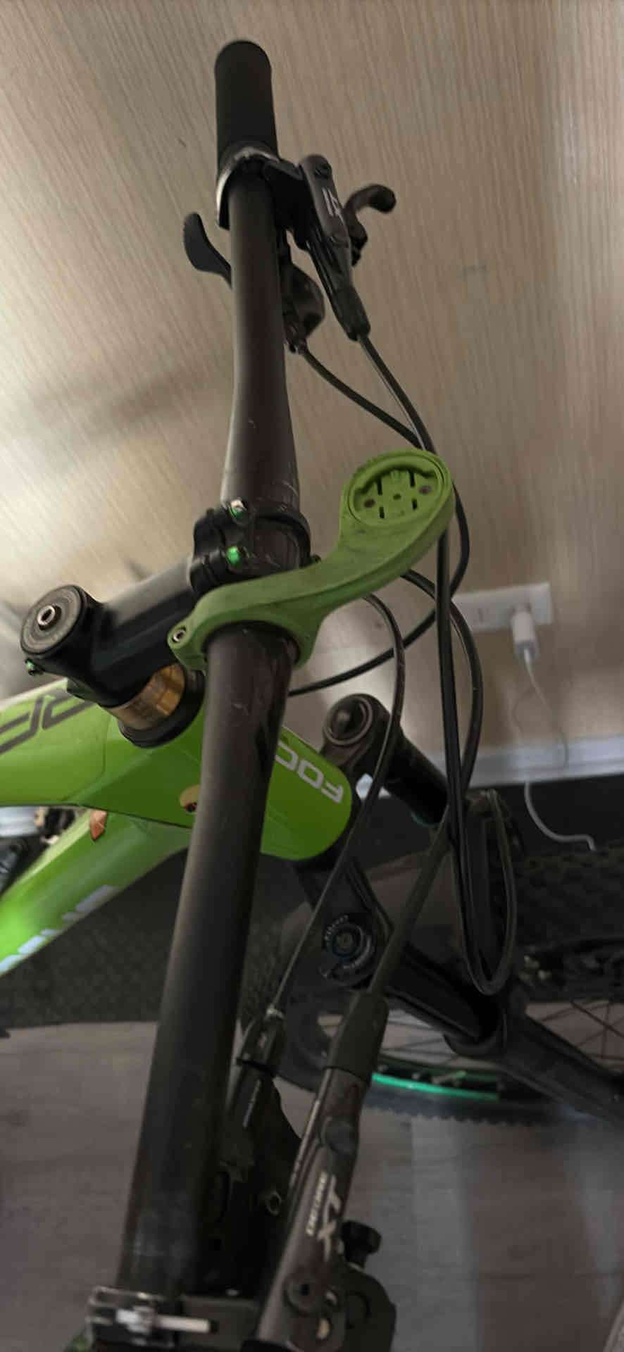 Bicicleta de montaña focus raven carbono - miniatura 2