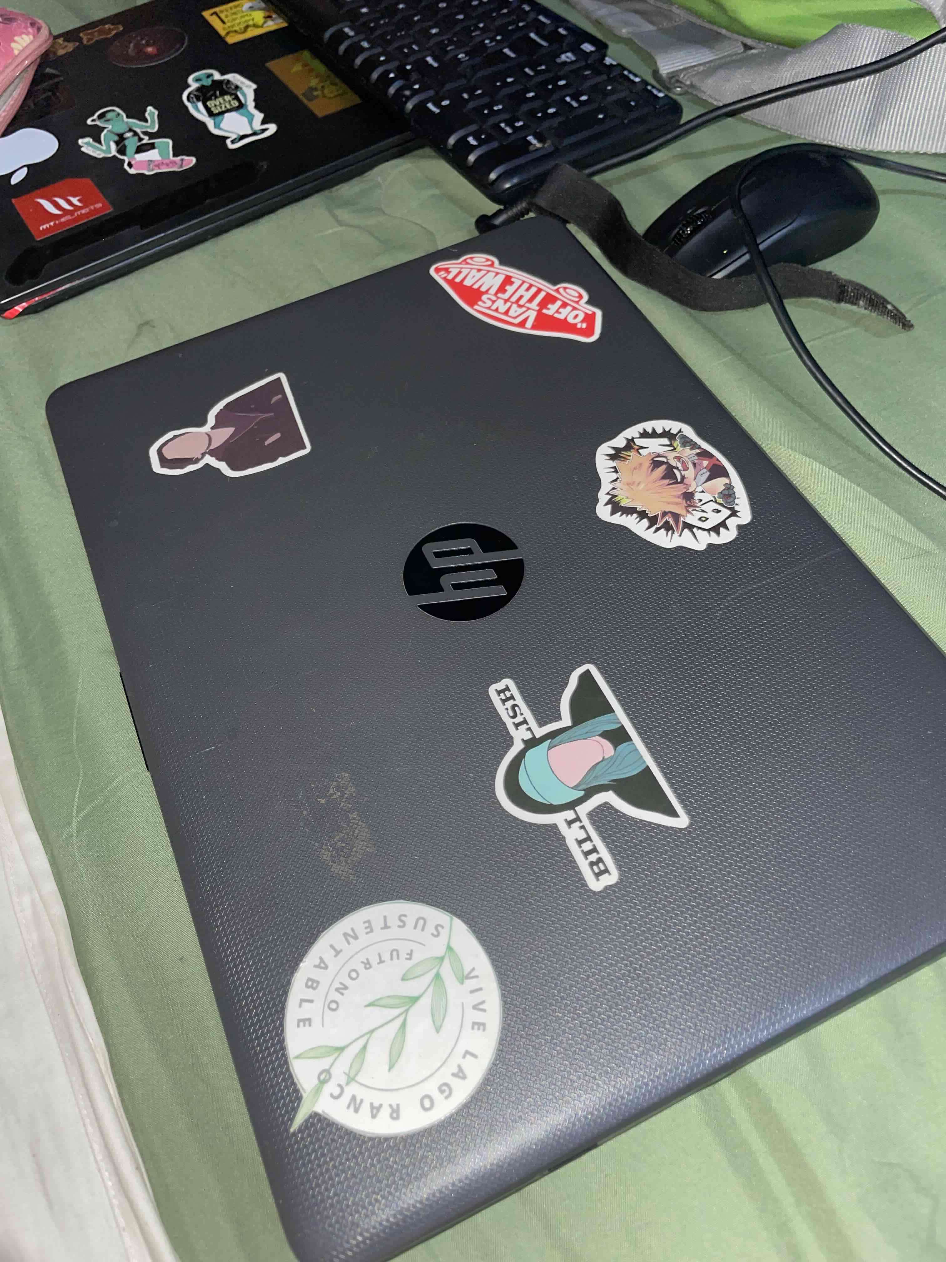 Laptop Intel Core i3 12GB RAM - miniatura 4