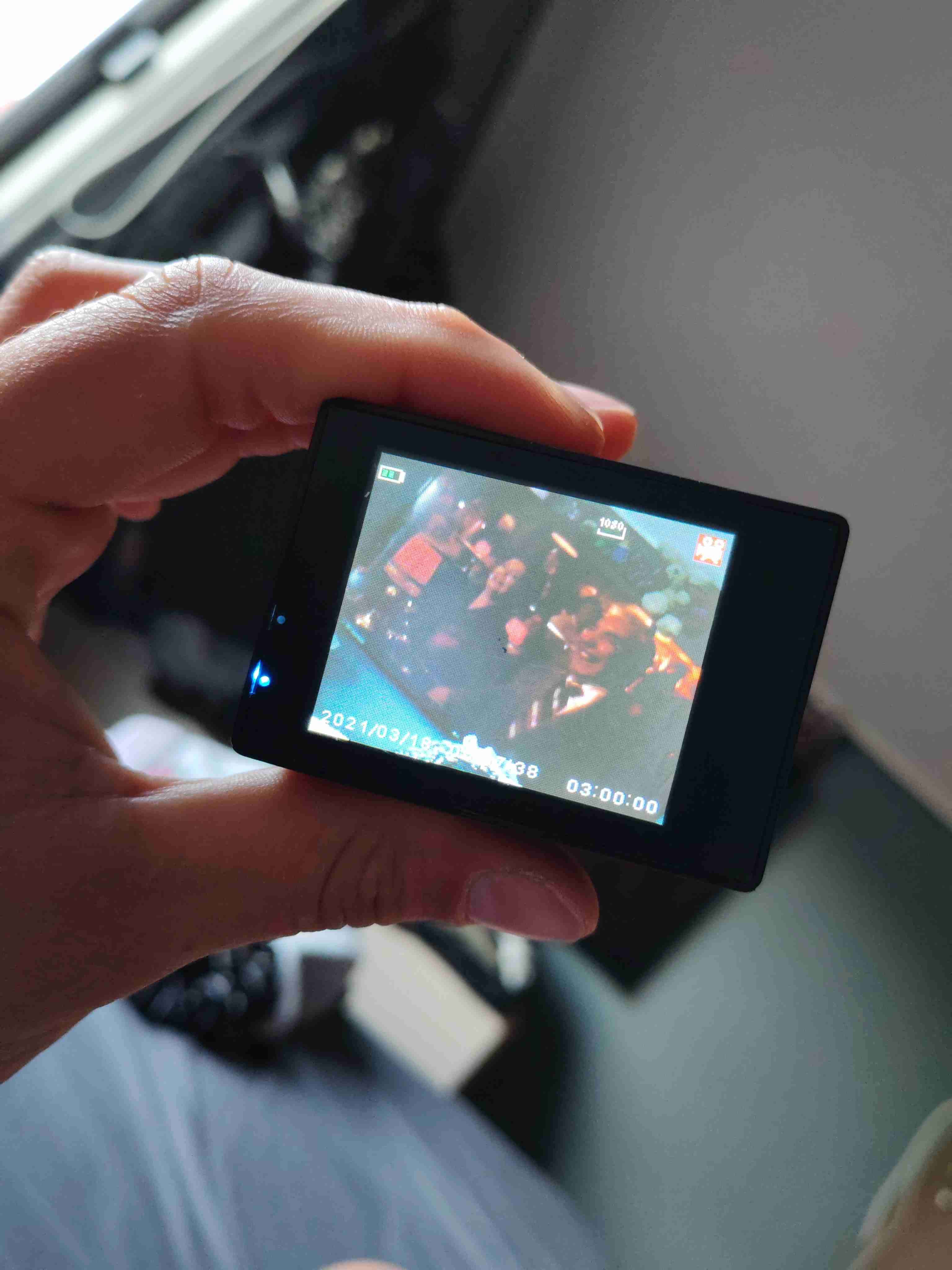 Cámara deportiva HD 1080p - miniatura 3