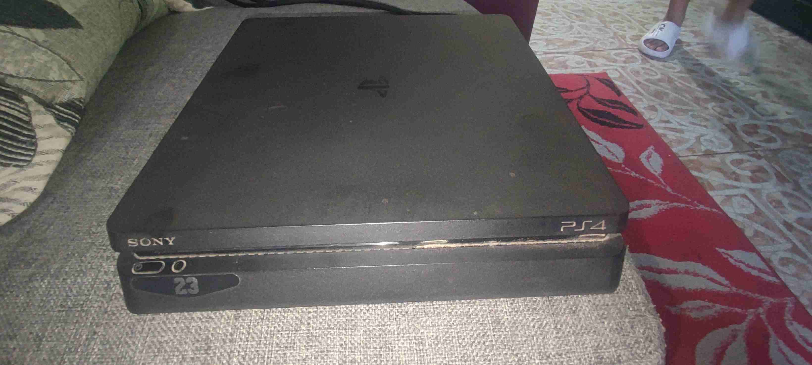 Consola PlayStation 4 negra - miniatura 2