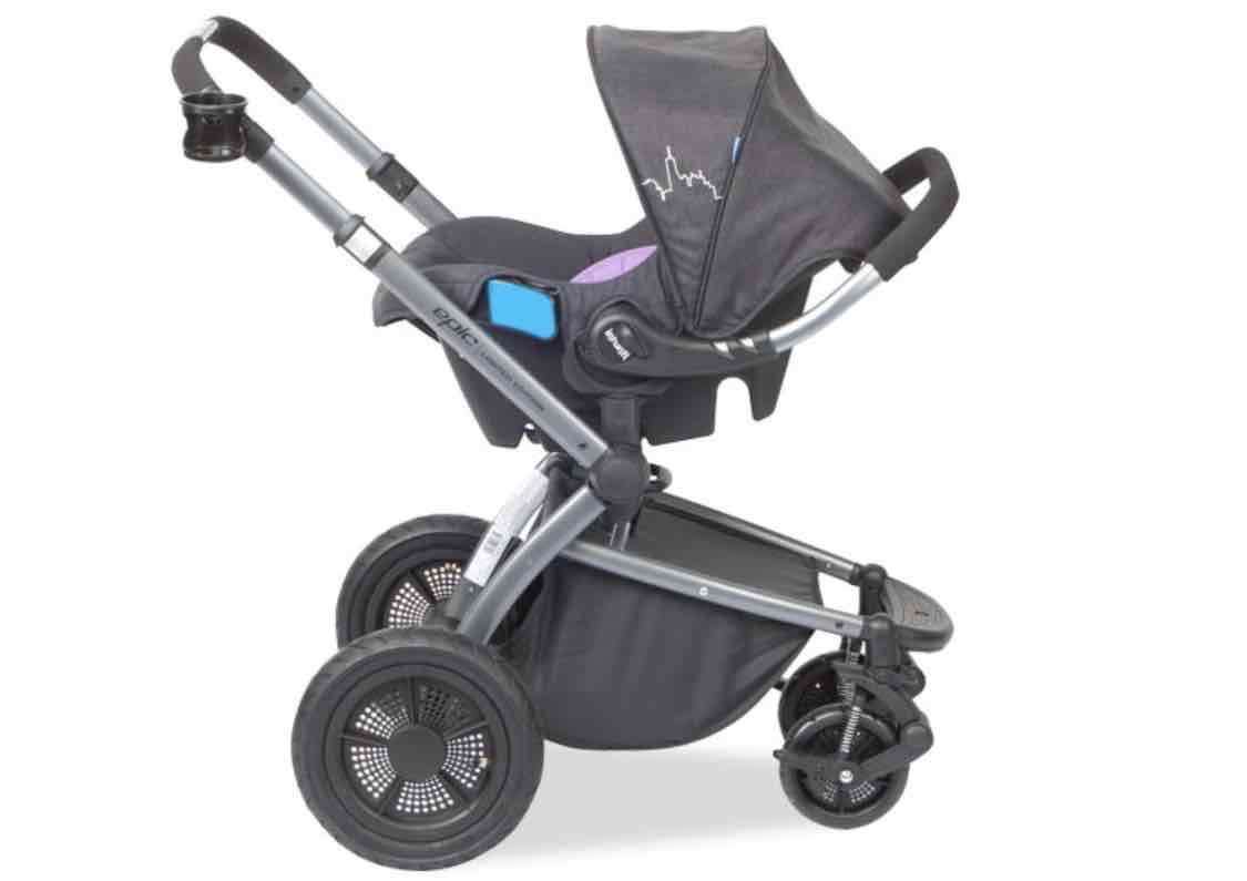 Coche, moises y huevito - miniatura 3