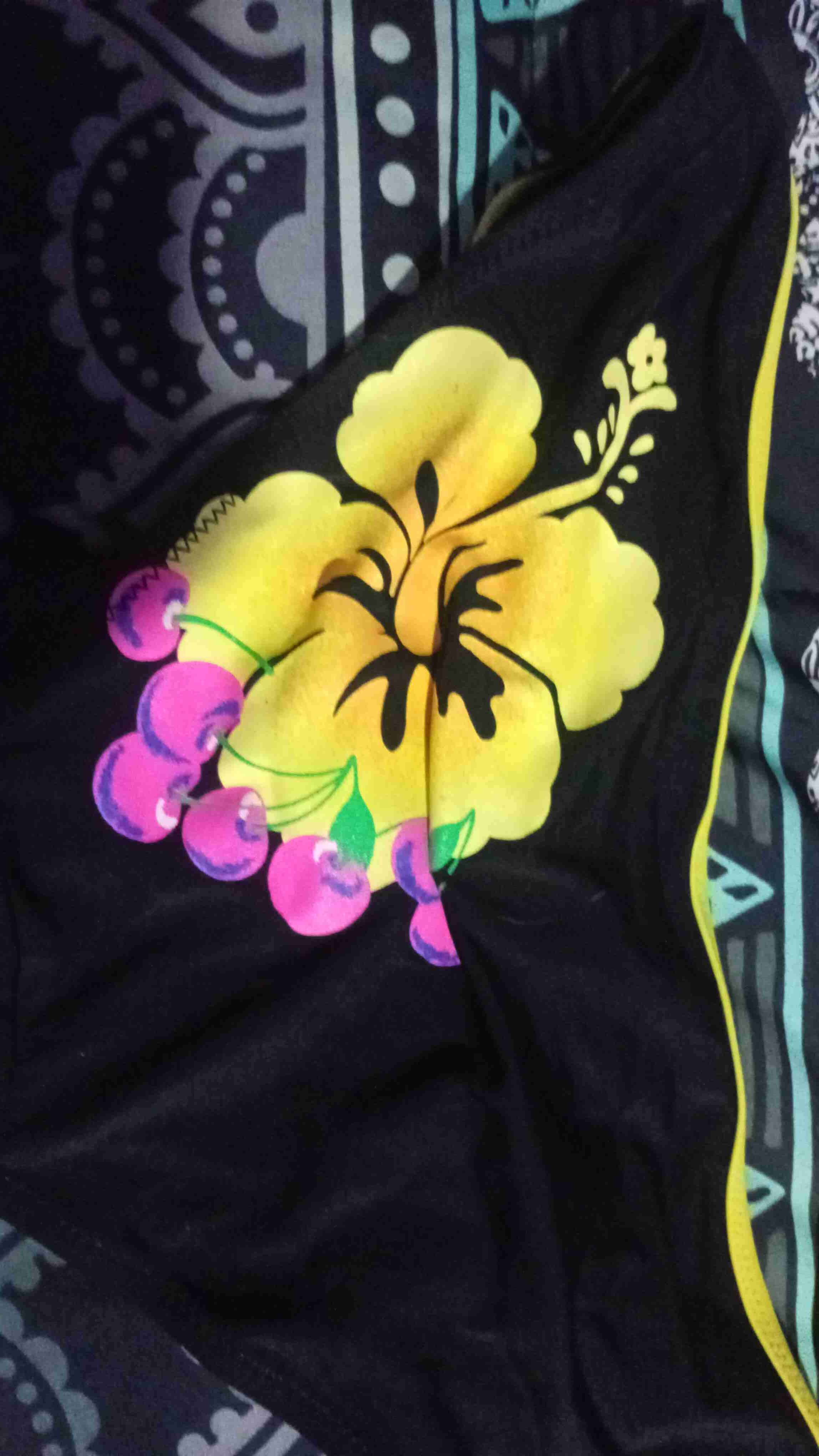 Bikini rayado amarillo y negro aesthetic - miniatura 2