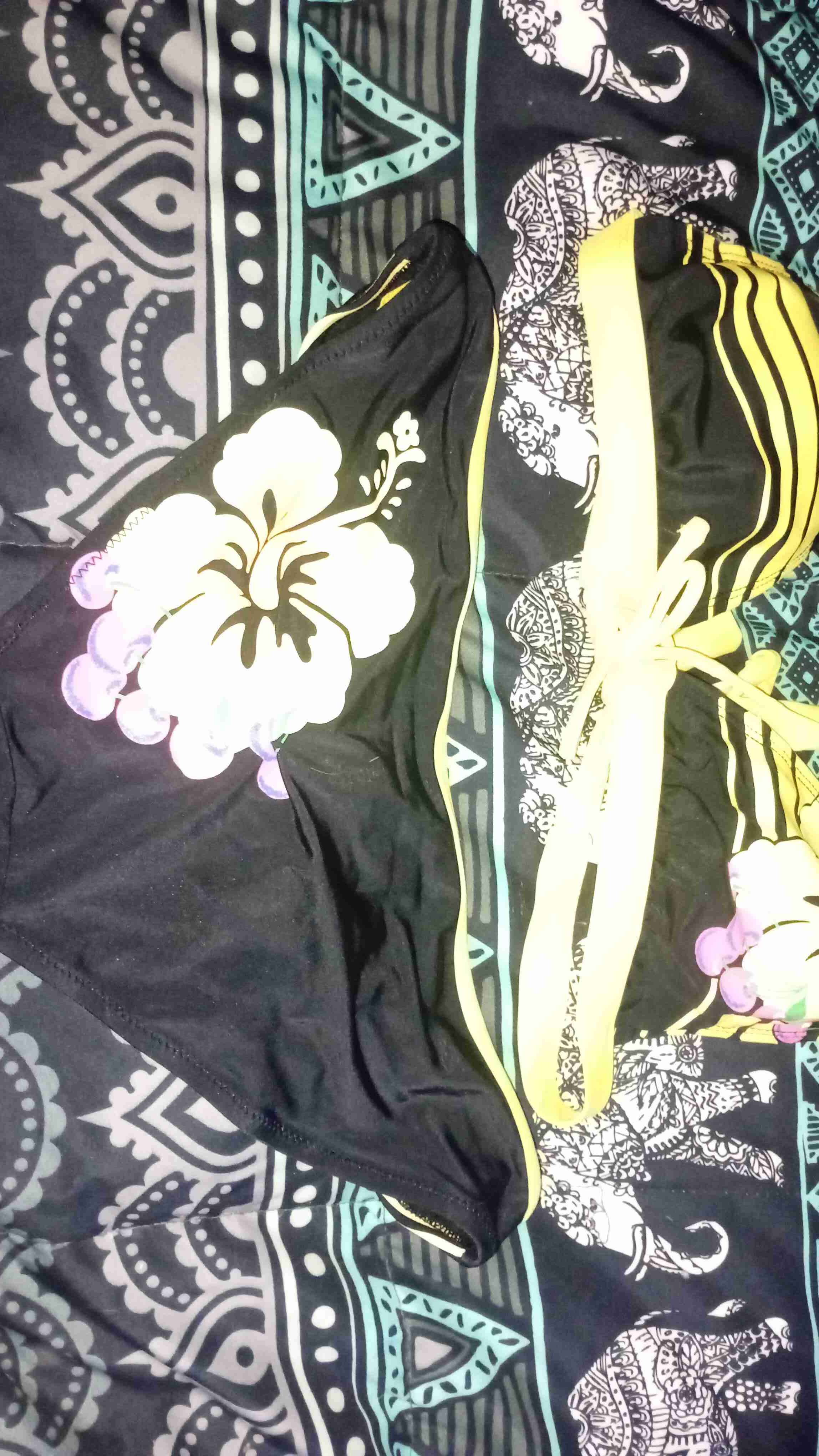 Bikini rayado amarillo y negro aesthetic - miniatura 4