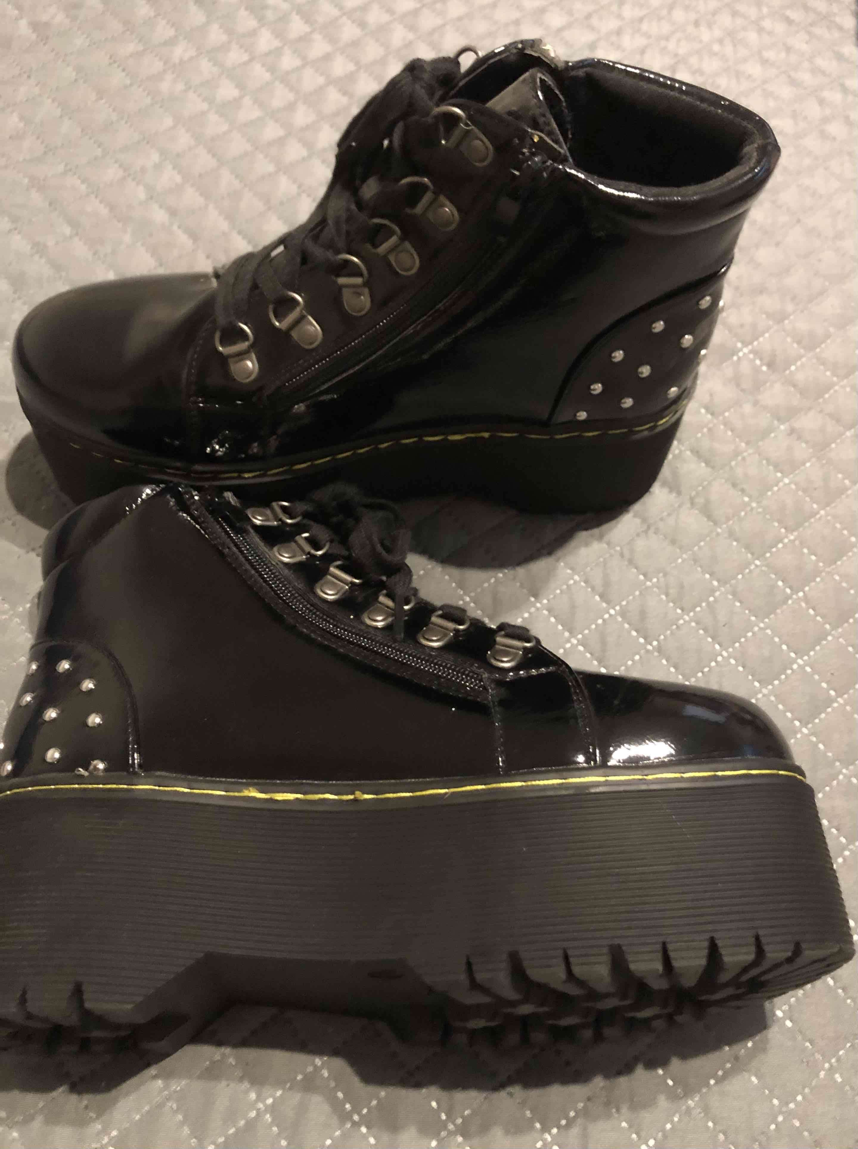 Botines plataforma negros