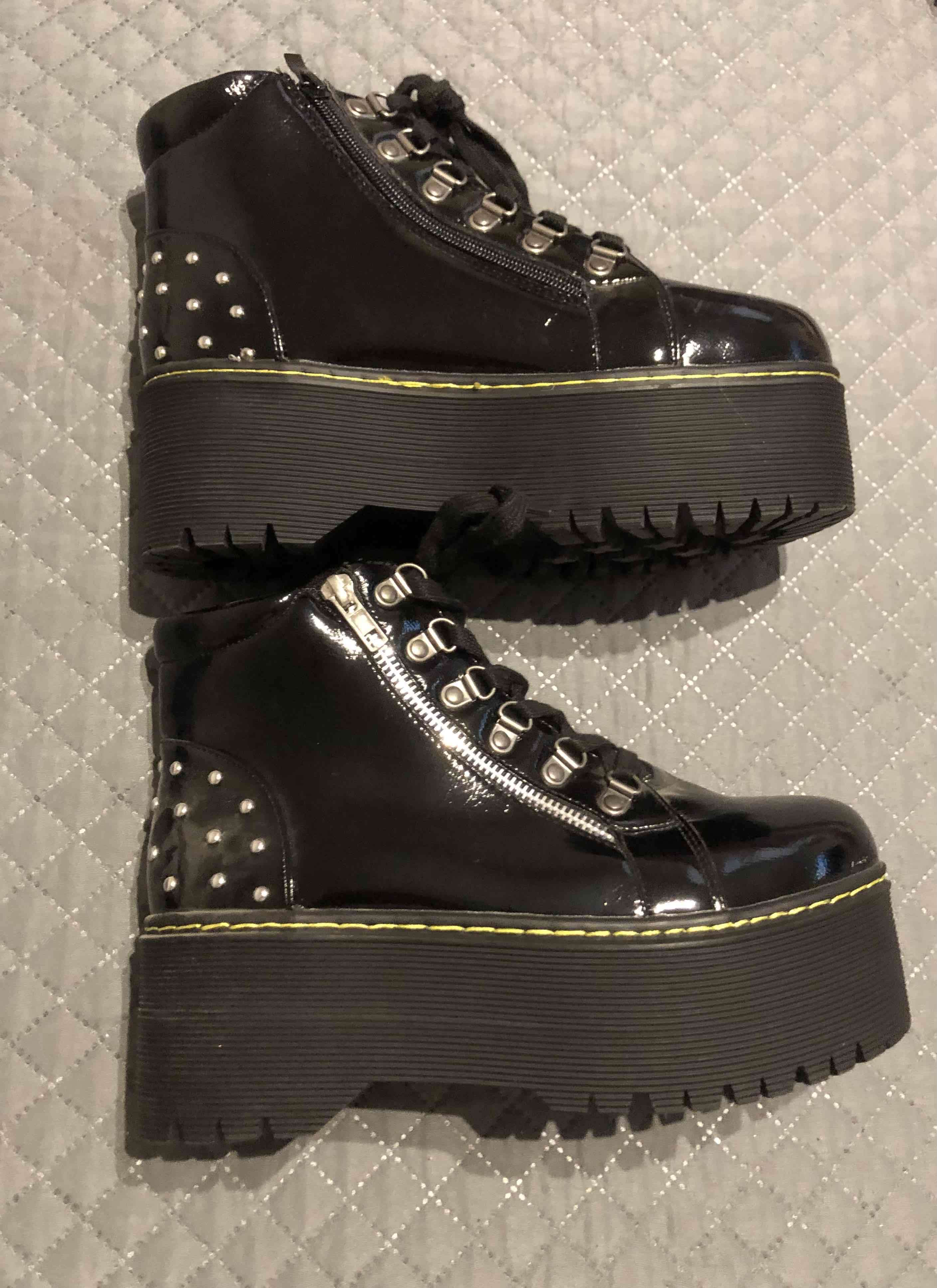 Botines plataforma negros - miniatura 2