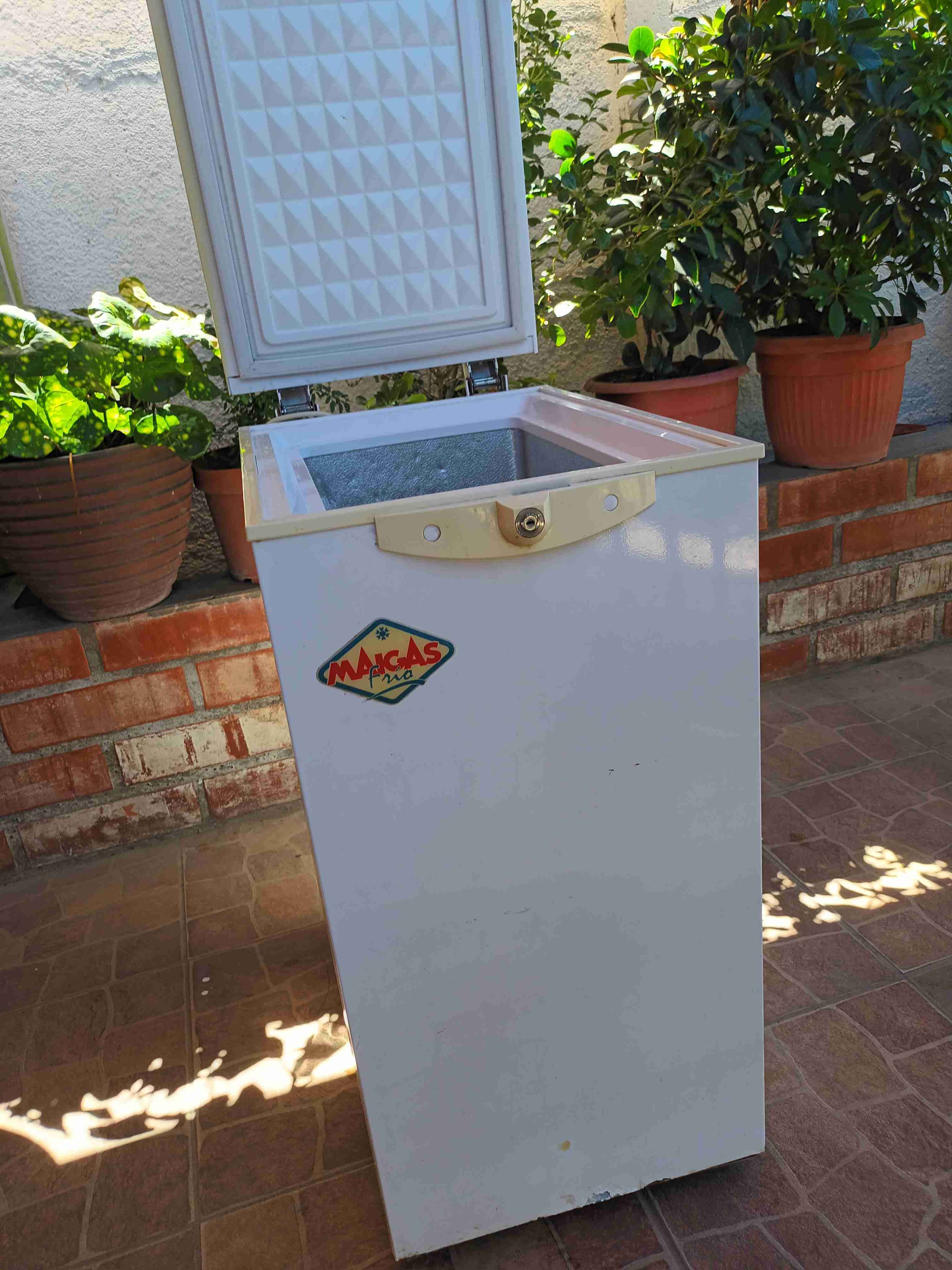 Congeladora 100 litros - miniatura 2