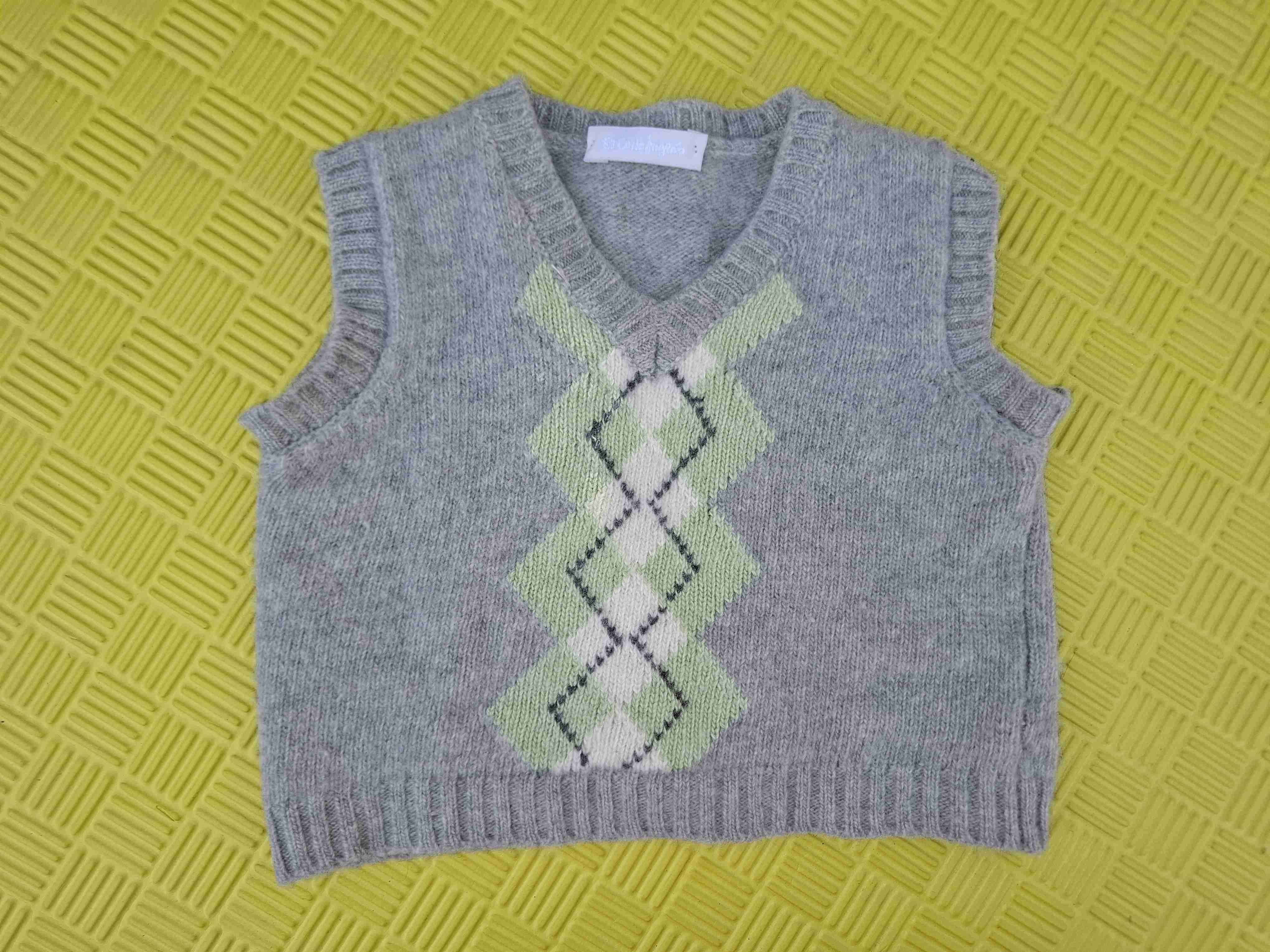 Chaleco sin mangas infantil gris