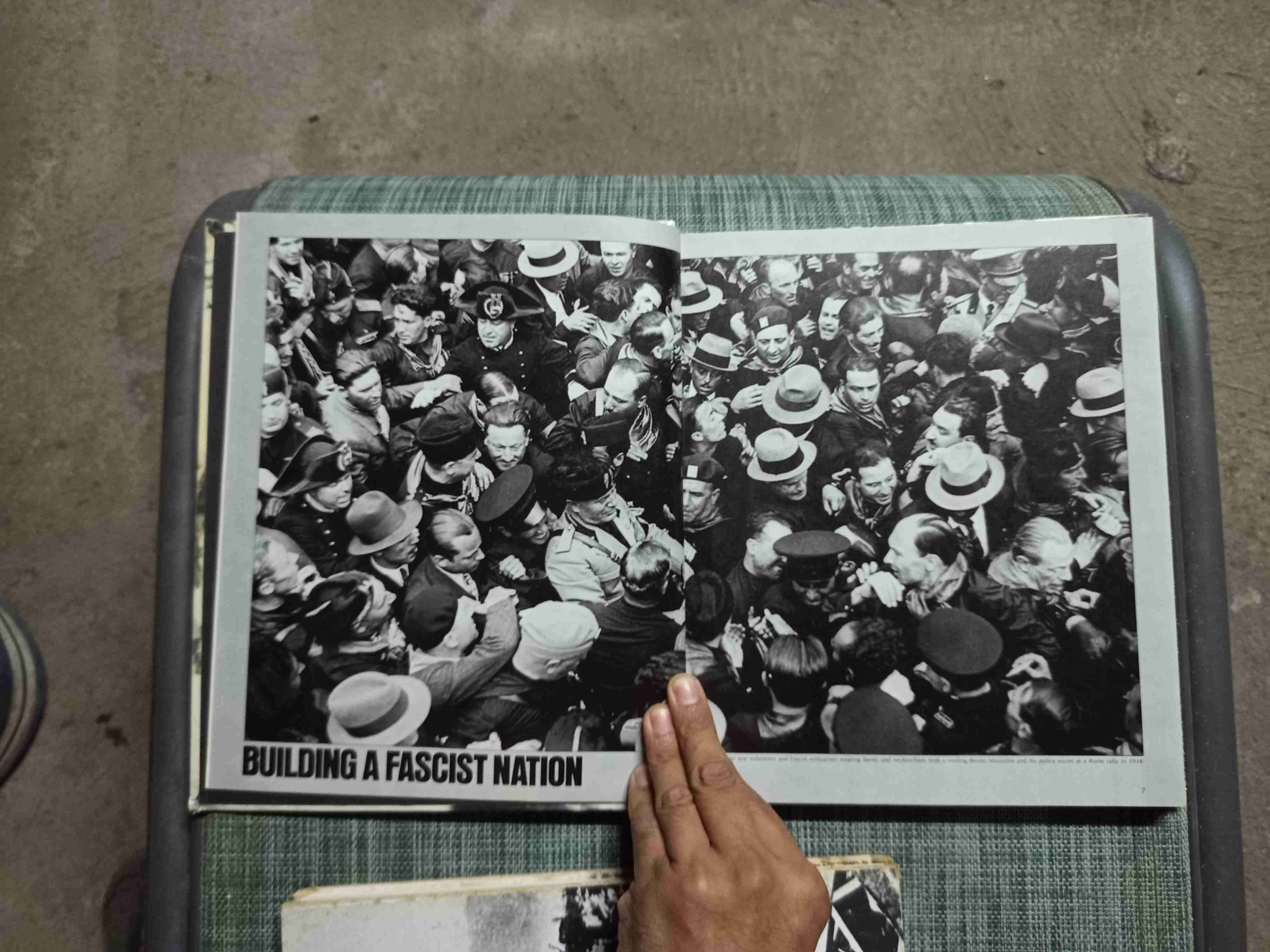 Libros de fotografía histórica - miniatura 3