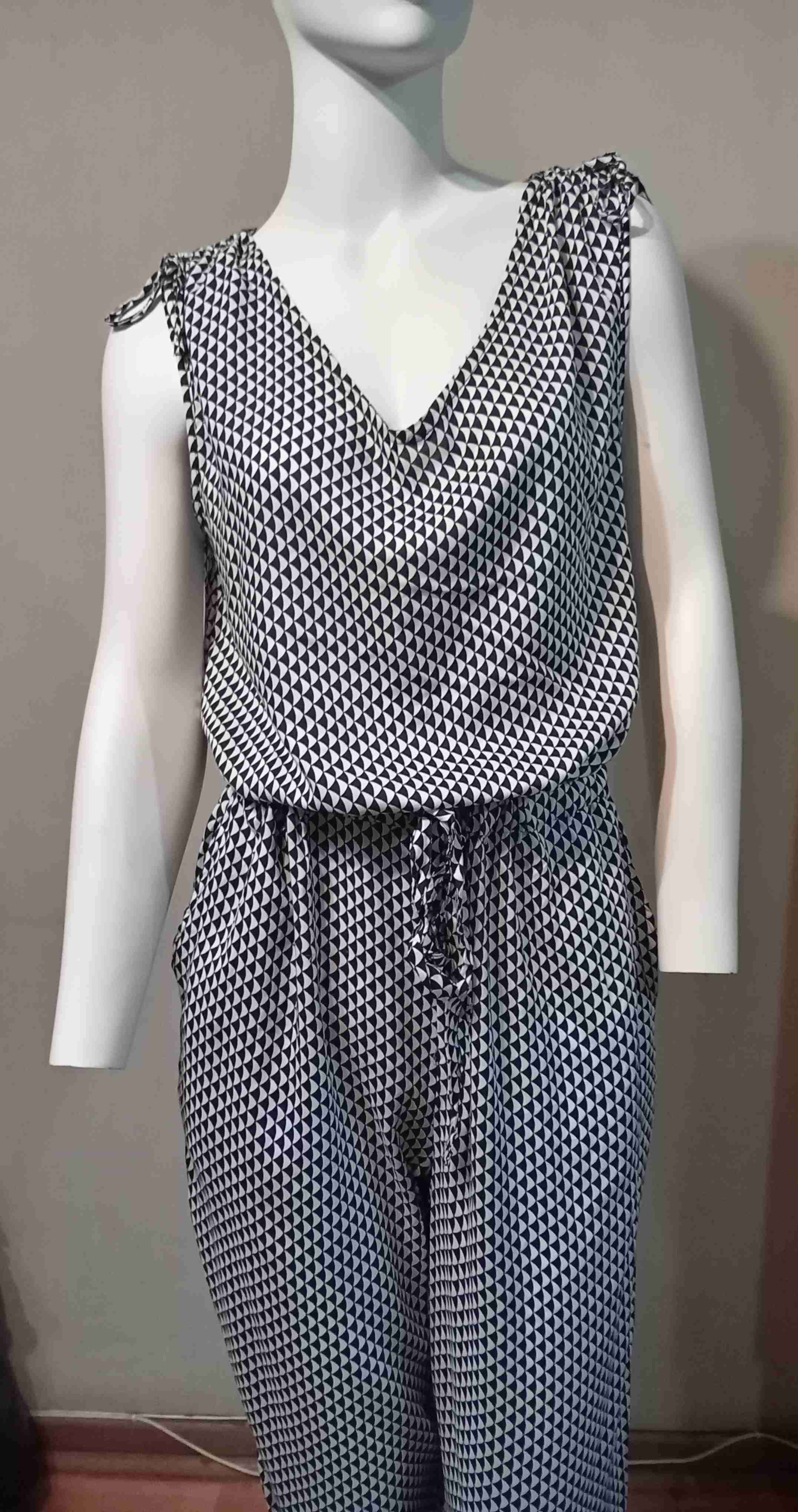 Enterito estampado blanco y negro - miniatura 2