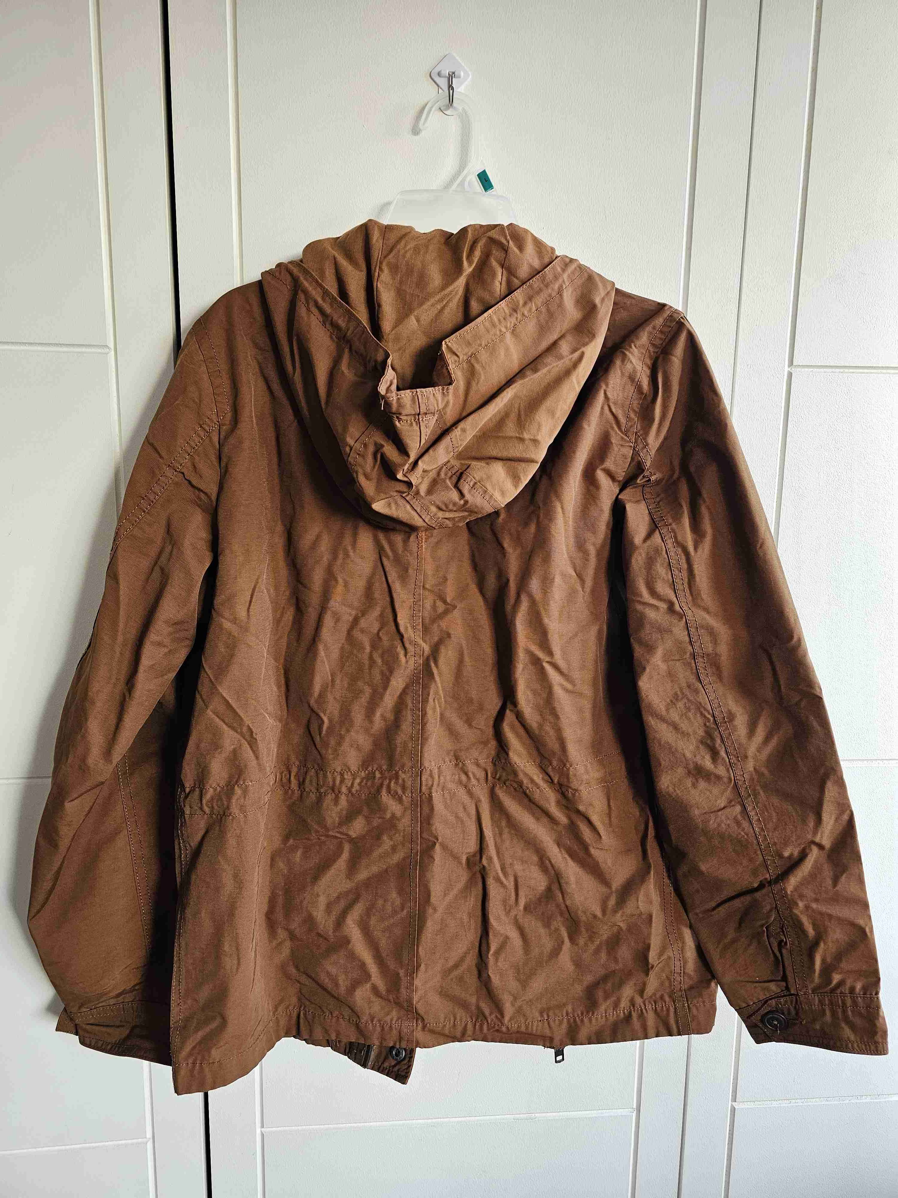 Chaqueta Aéropostale repelente al agua – Talla S