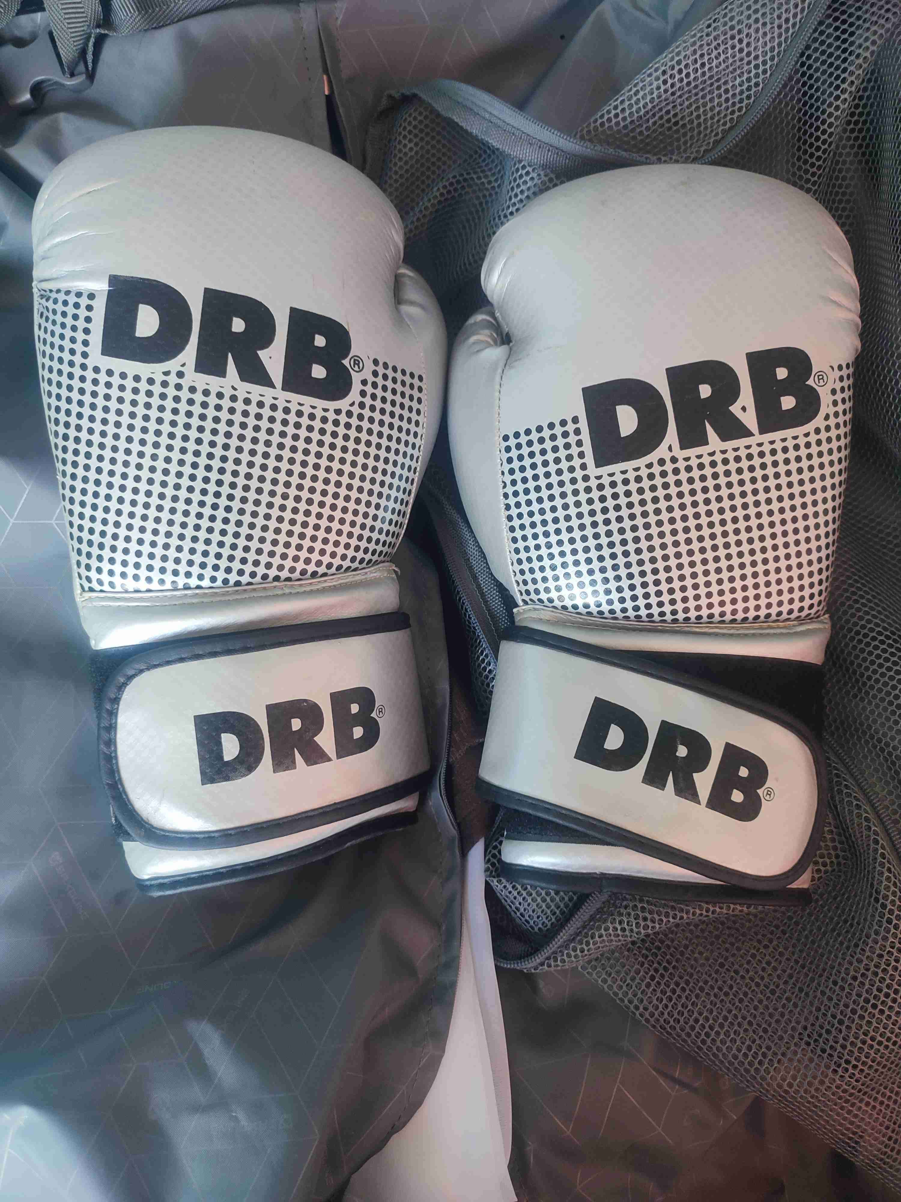 Guantes de boxeo DRB gris
