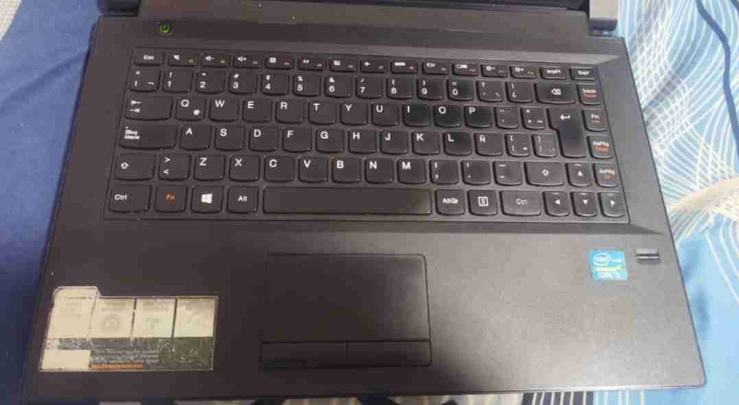 Notebook Lenovo Core i5 - miniatura 5