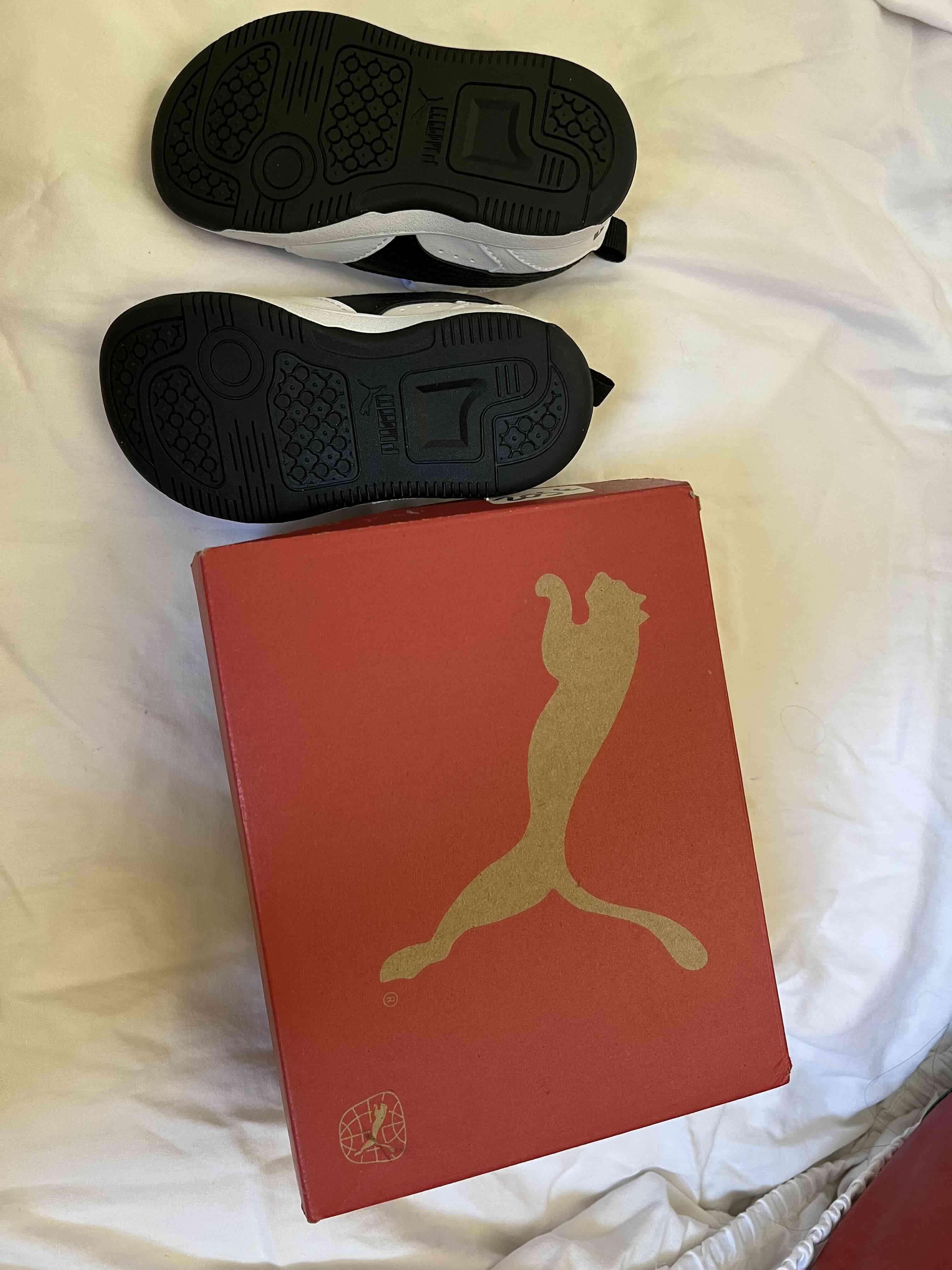 Zapatillas niña/o nuevas