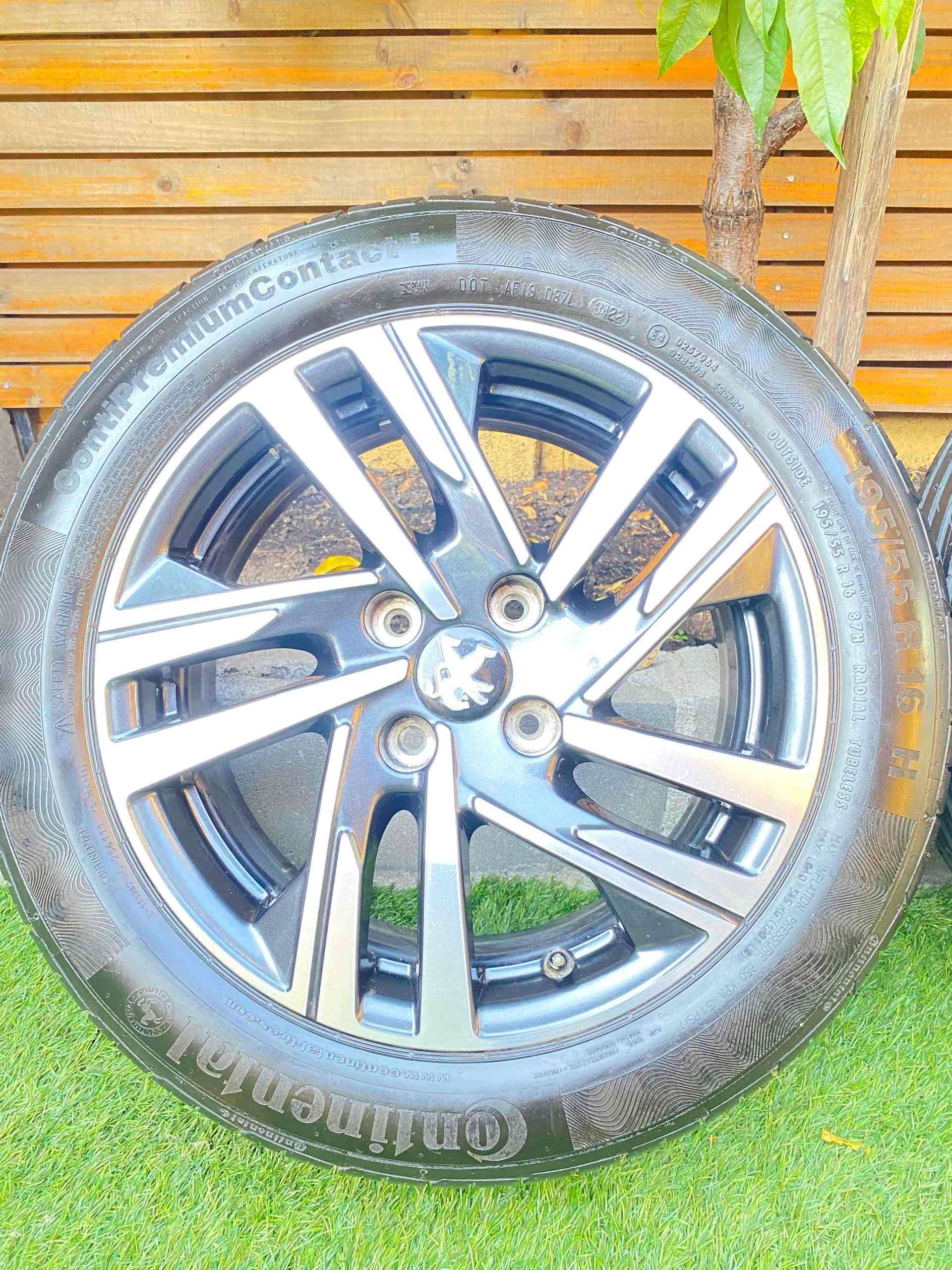 Juegos de llantas y neumáticos - miniatura 3