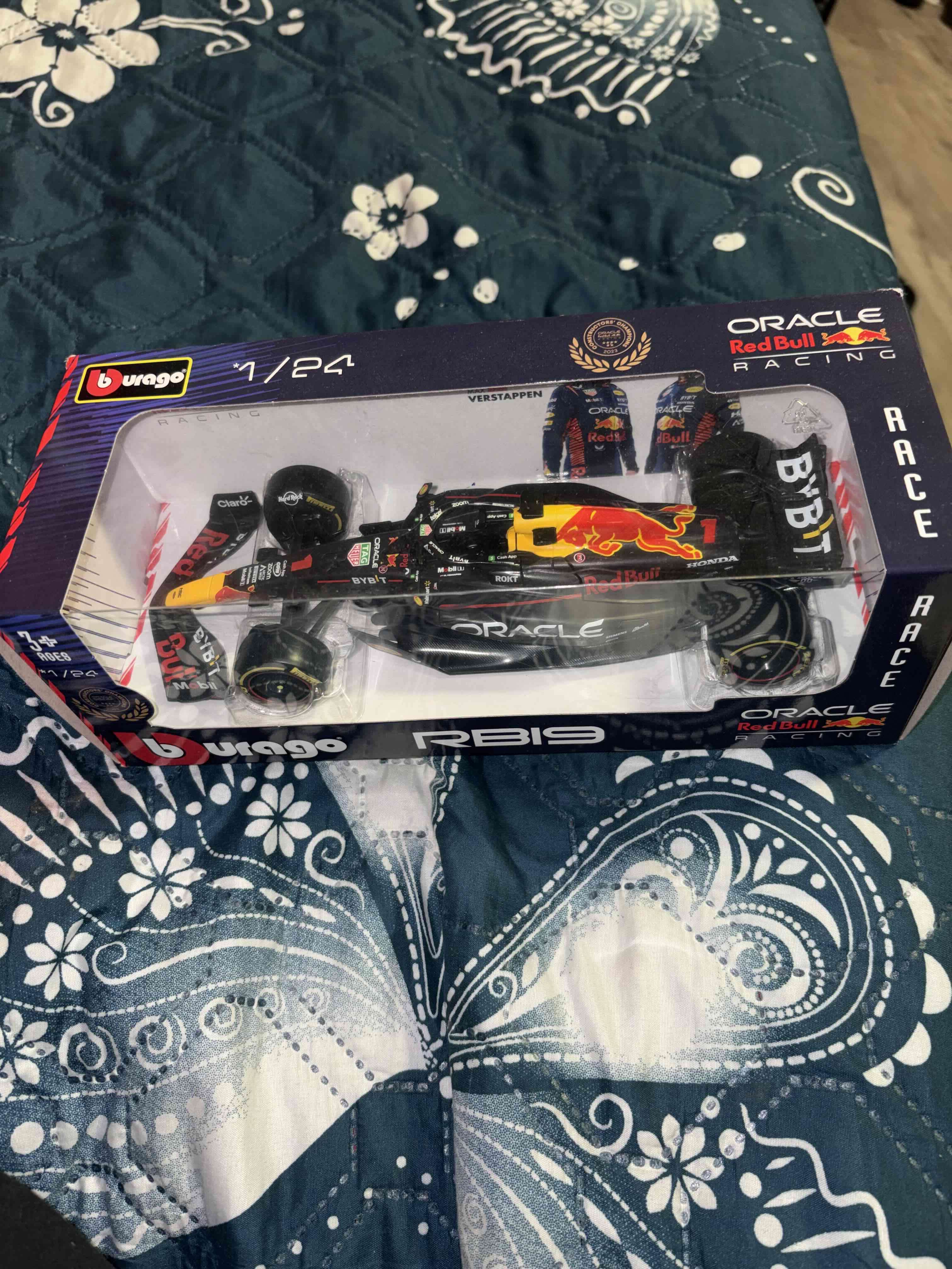 Auto a escala Red Bull Racing