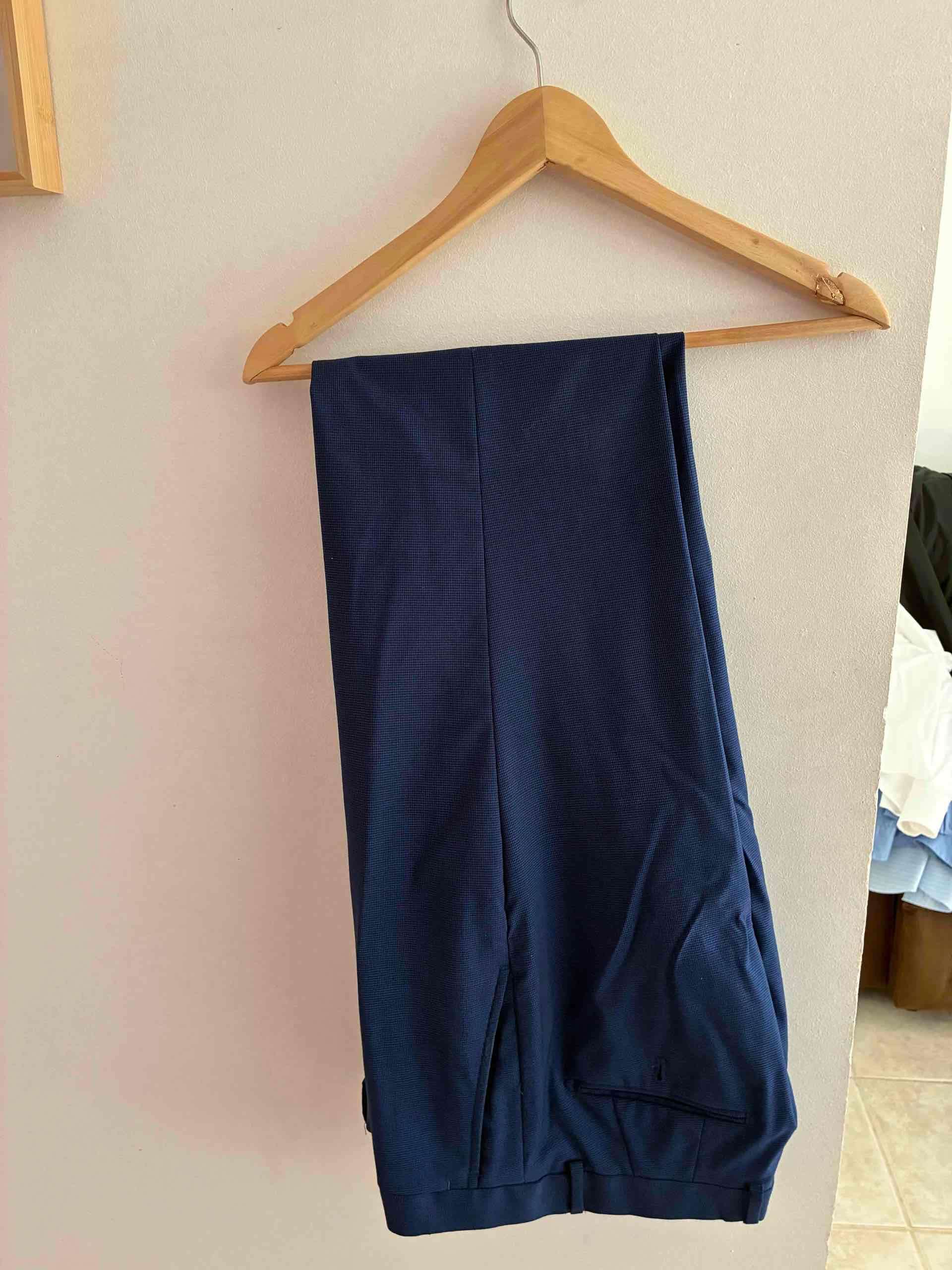 Blazers azul marino y negro elegante - miniatura 3