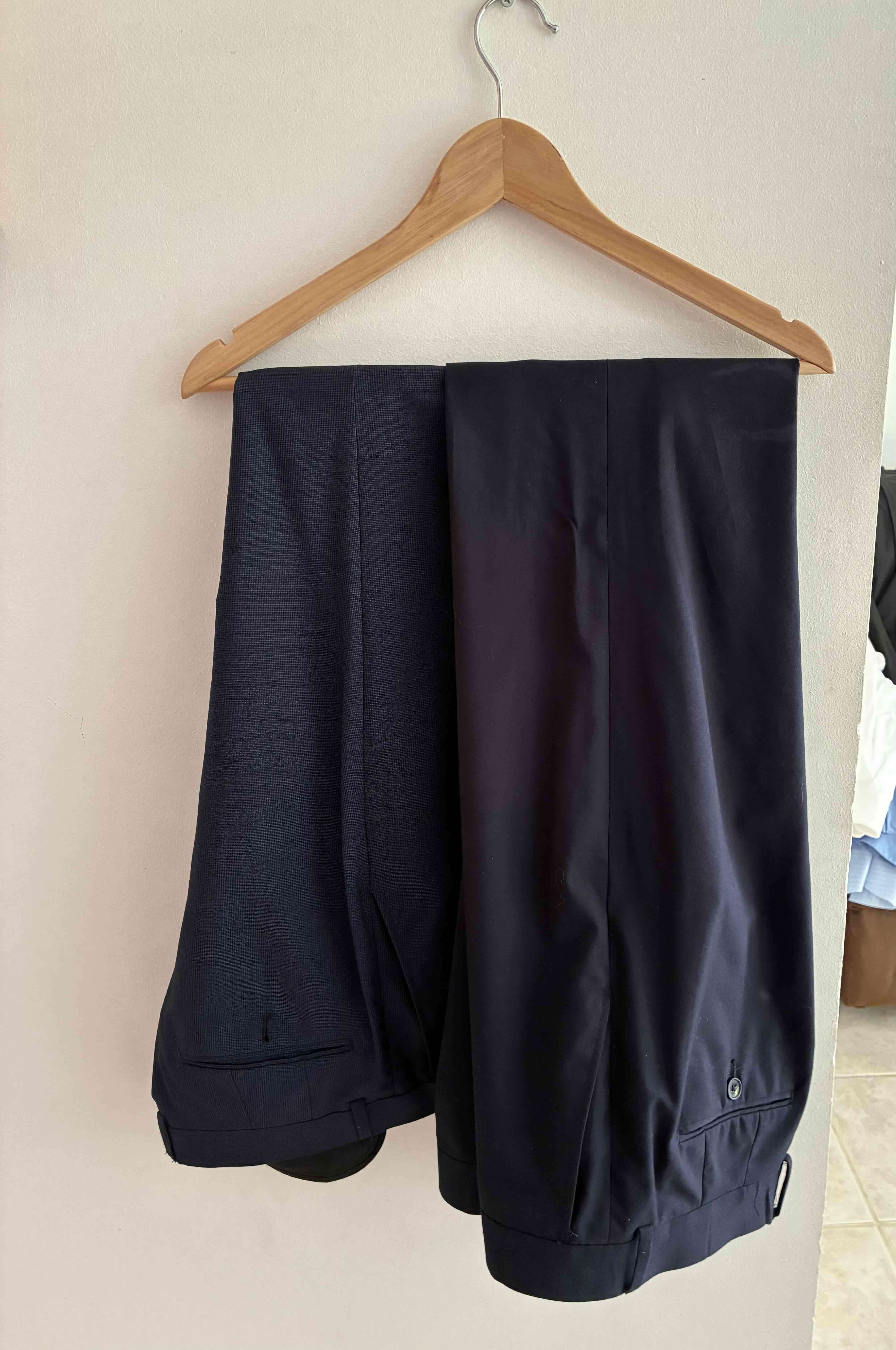 Blazers azul marino y negro elegante - miniatura 4