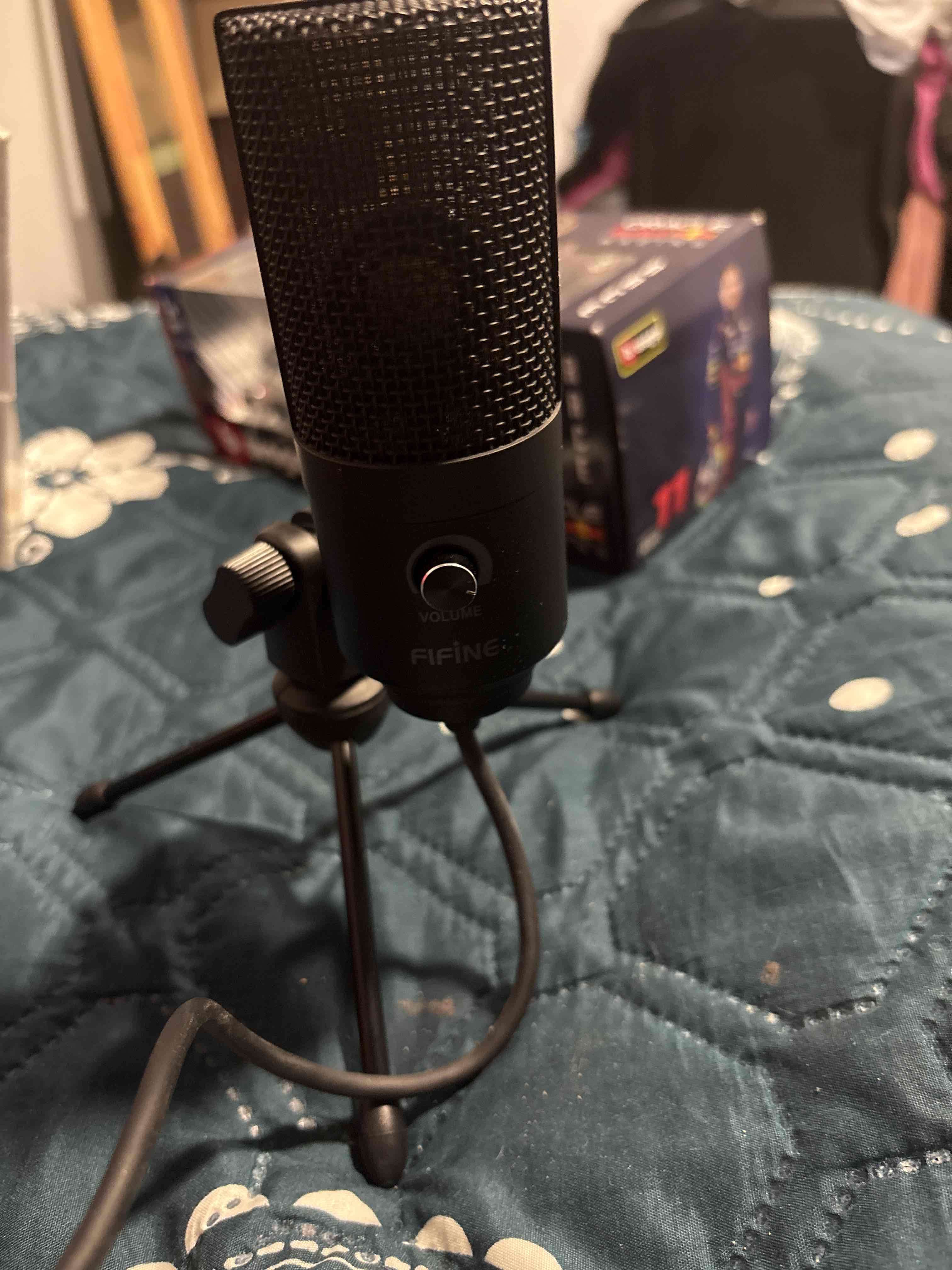 Micrófono USB Fifine con trípode
