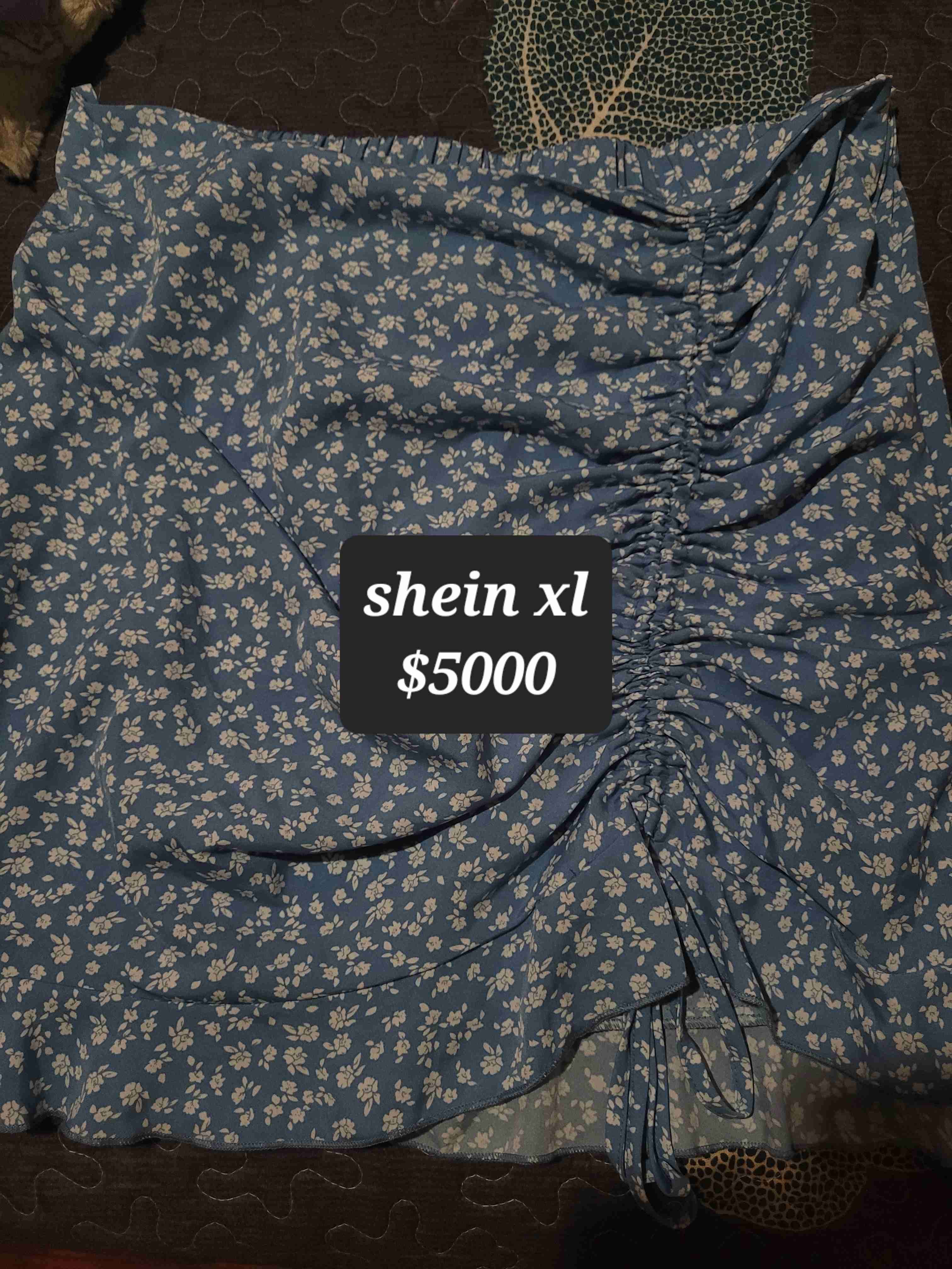 Falda azul con flores Shein XL