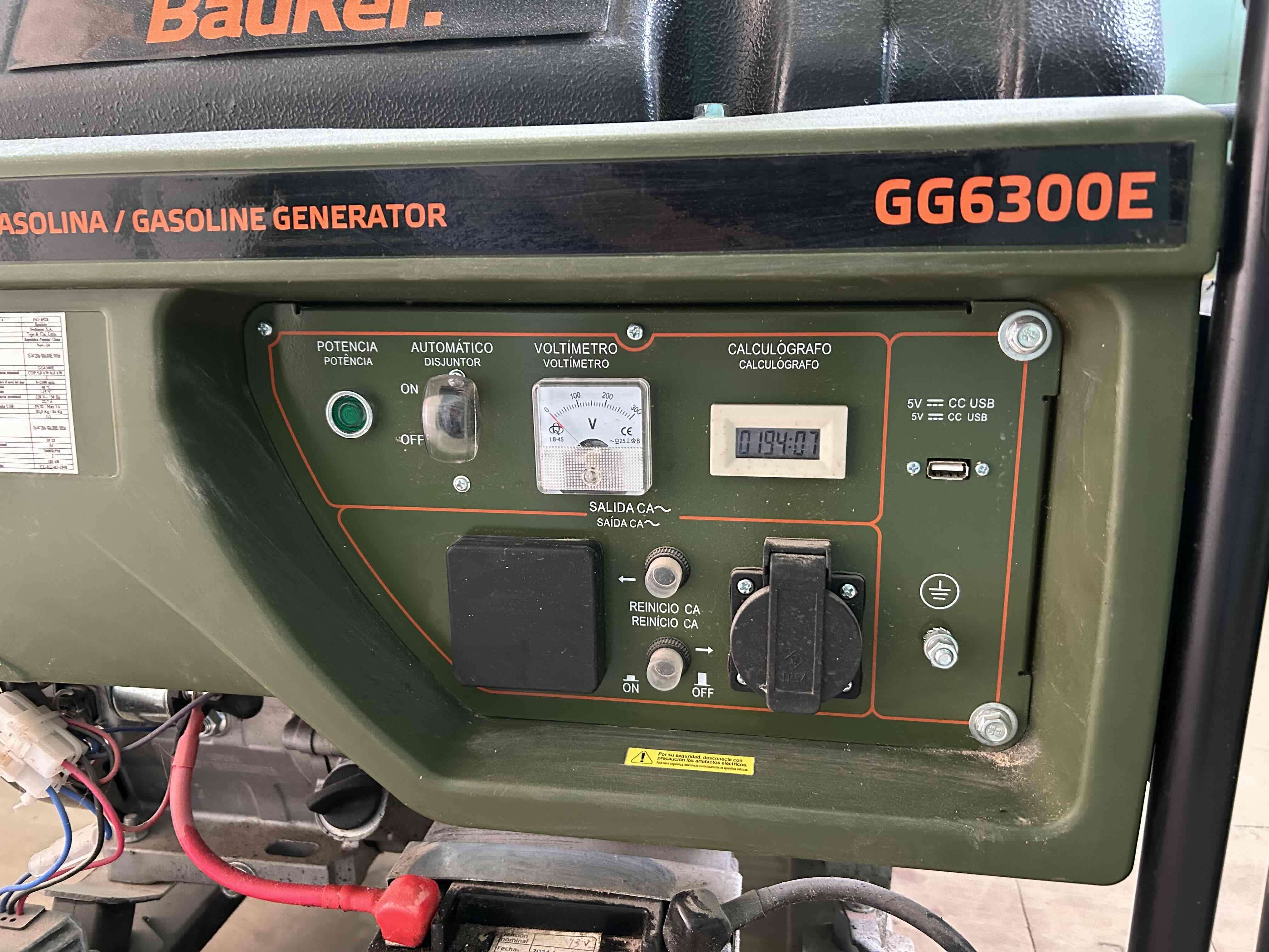 Generador a gasolina Bauker - miniatura 2