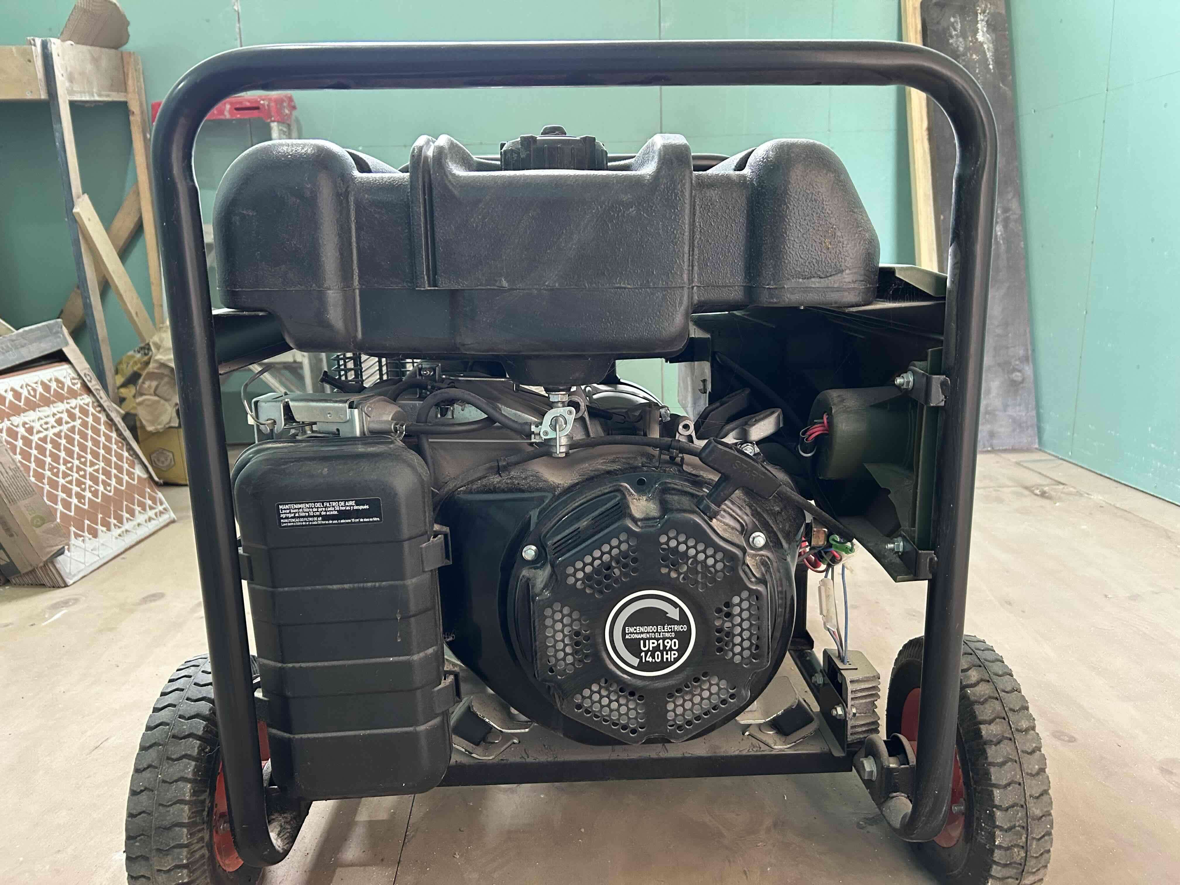 Generador a gasolina Bauker - miniatura 5