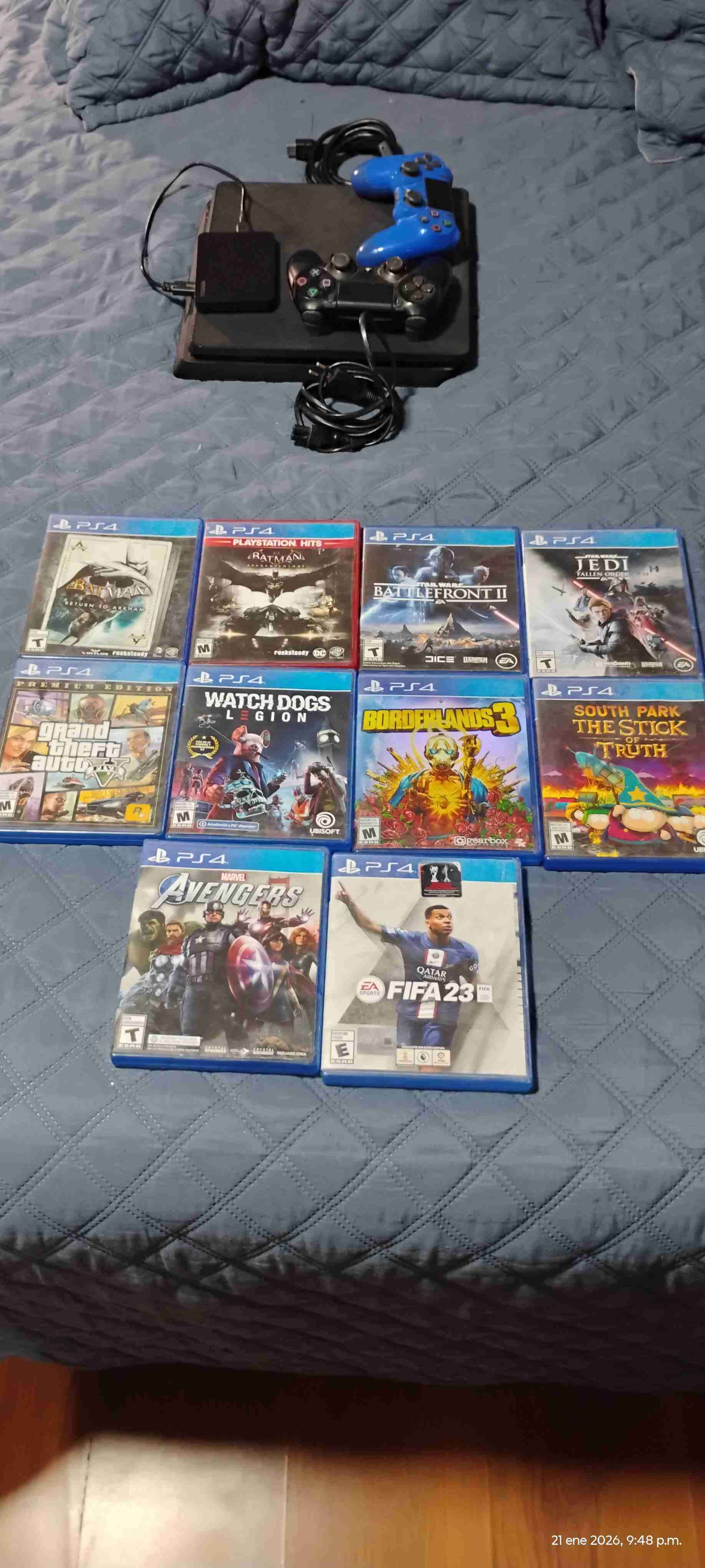 Consola PS4 con 2 controles y juegos varios - miniatura 6