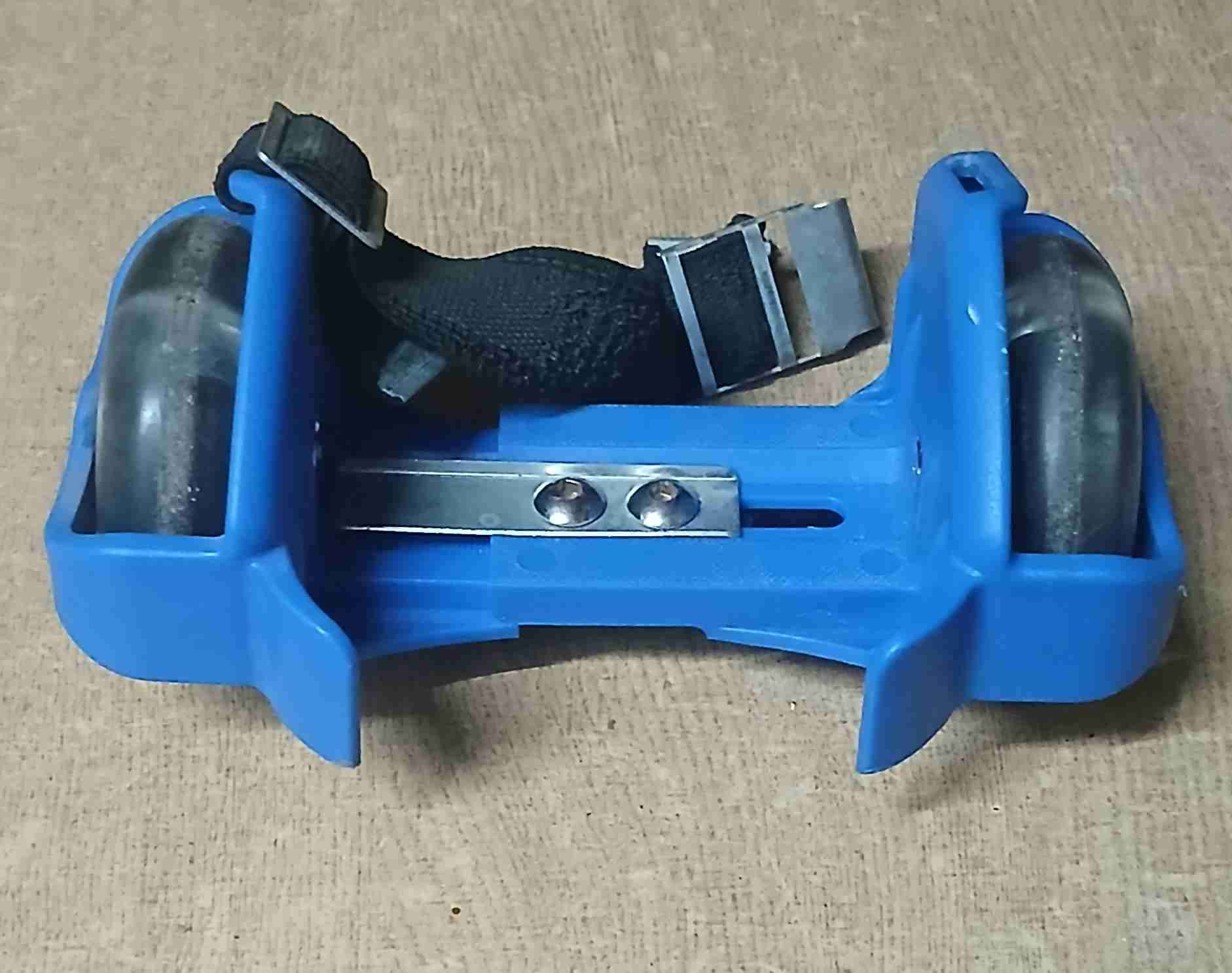 Zapatillas ajustables de ruedas - miniatura 2