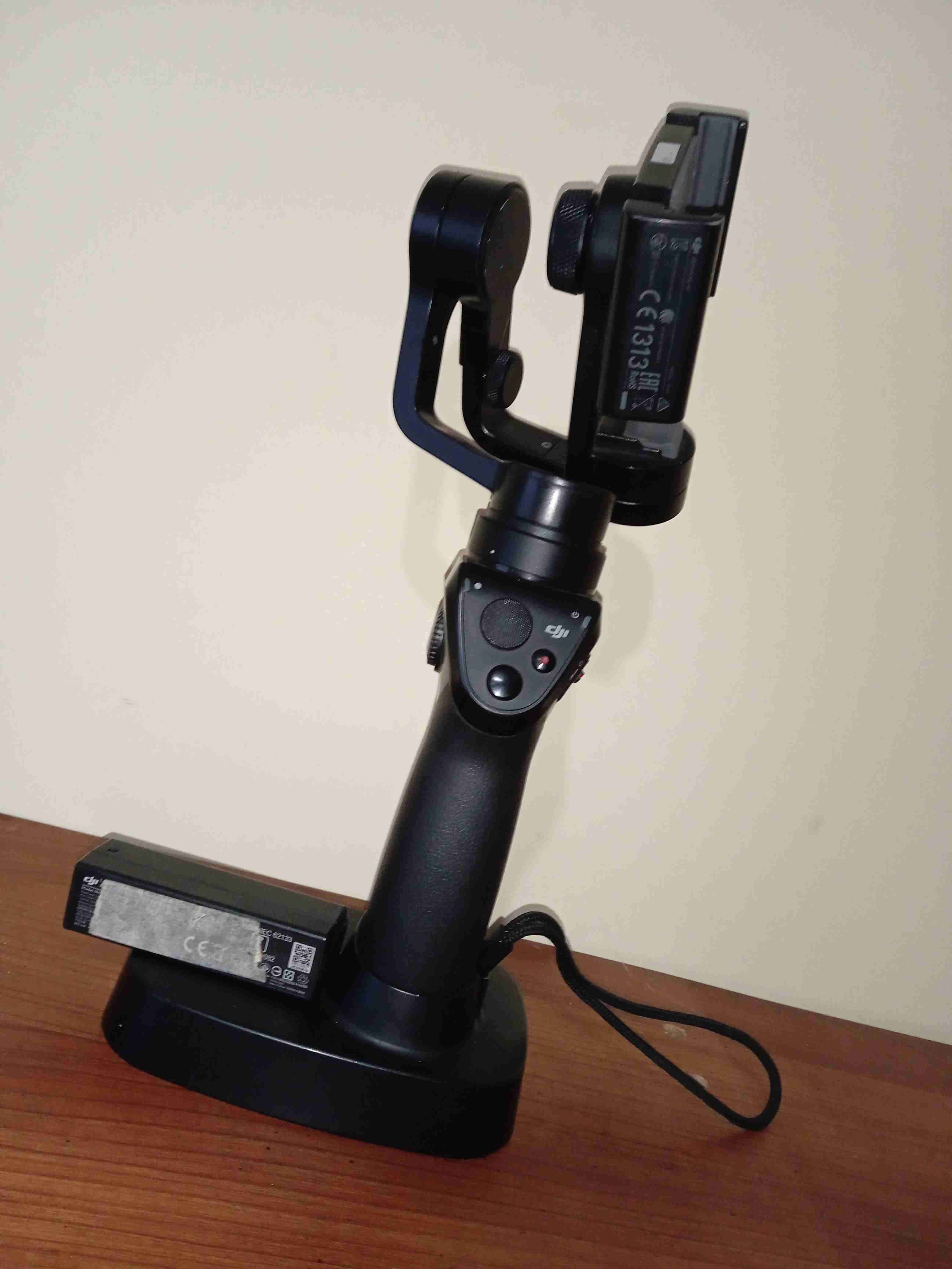 Estabilizador DJI Osmo Mobile - miniatura 4