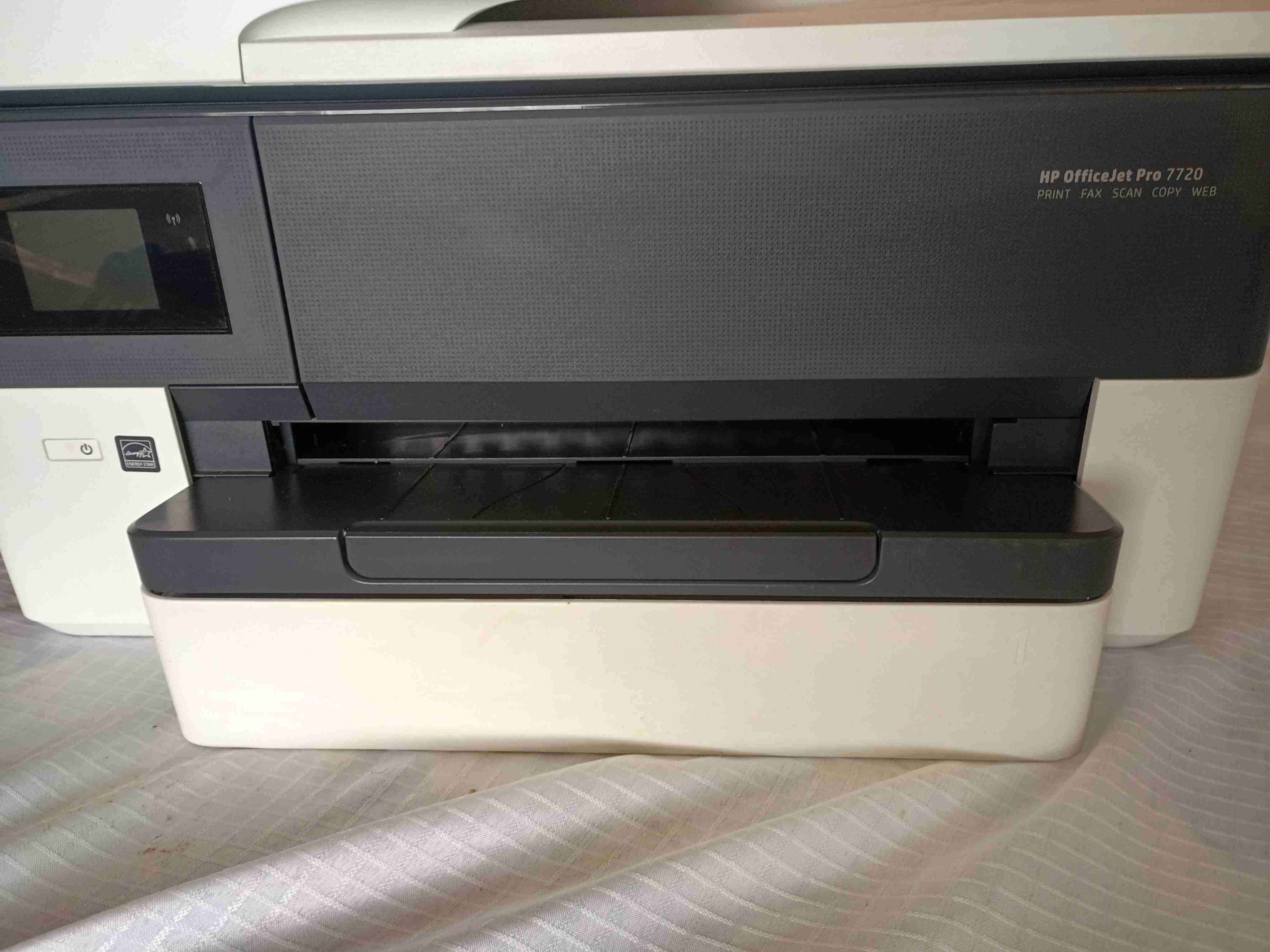 Impresora HP OfficeJet Pro 7720 - miniatura 2