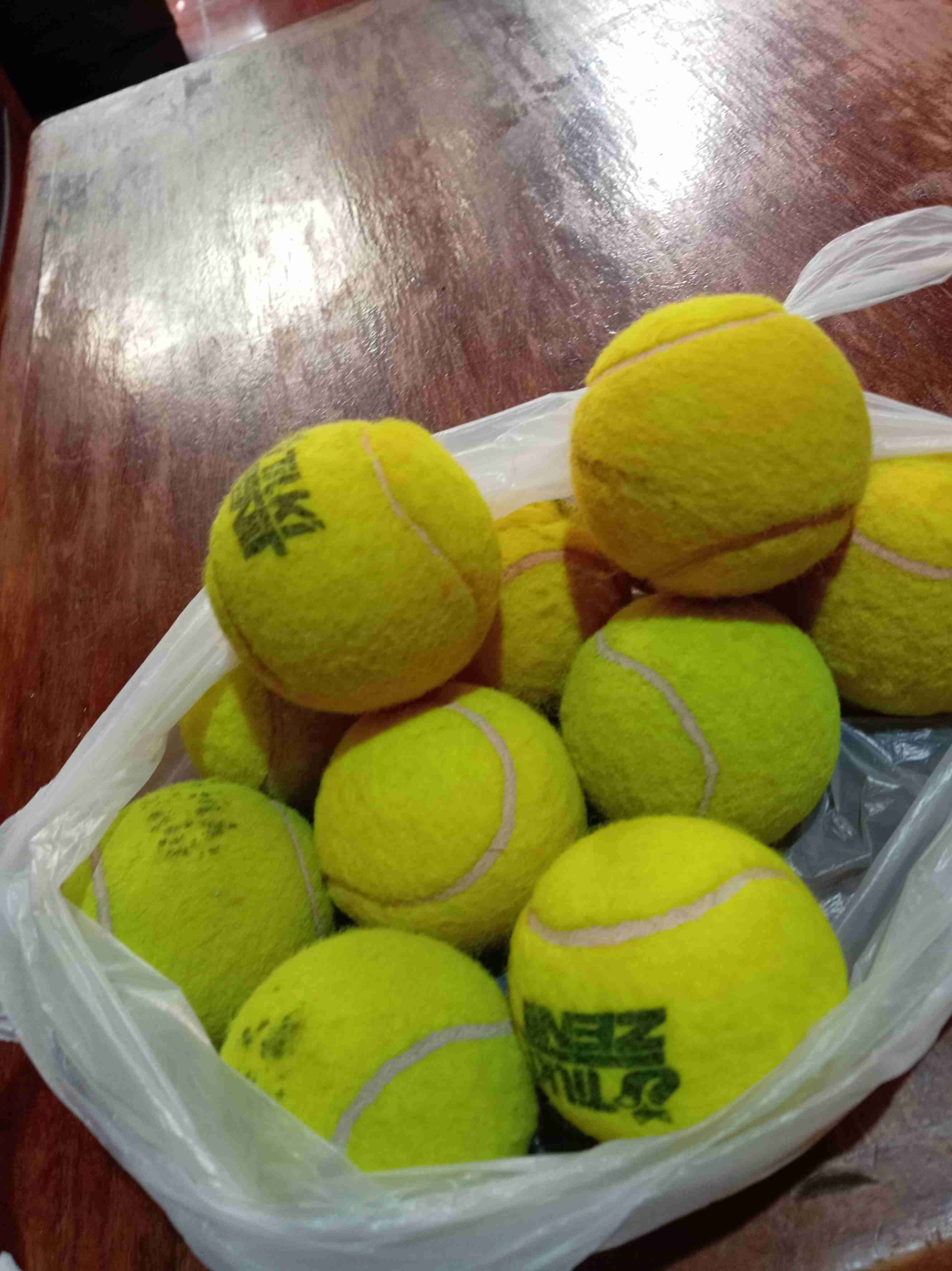 30Pelotas de tenis en buen estado a solo $8000 - miniatura 6