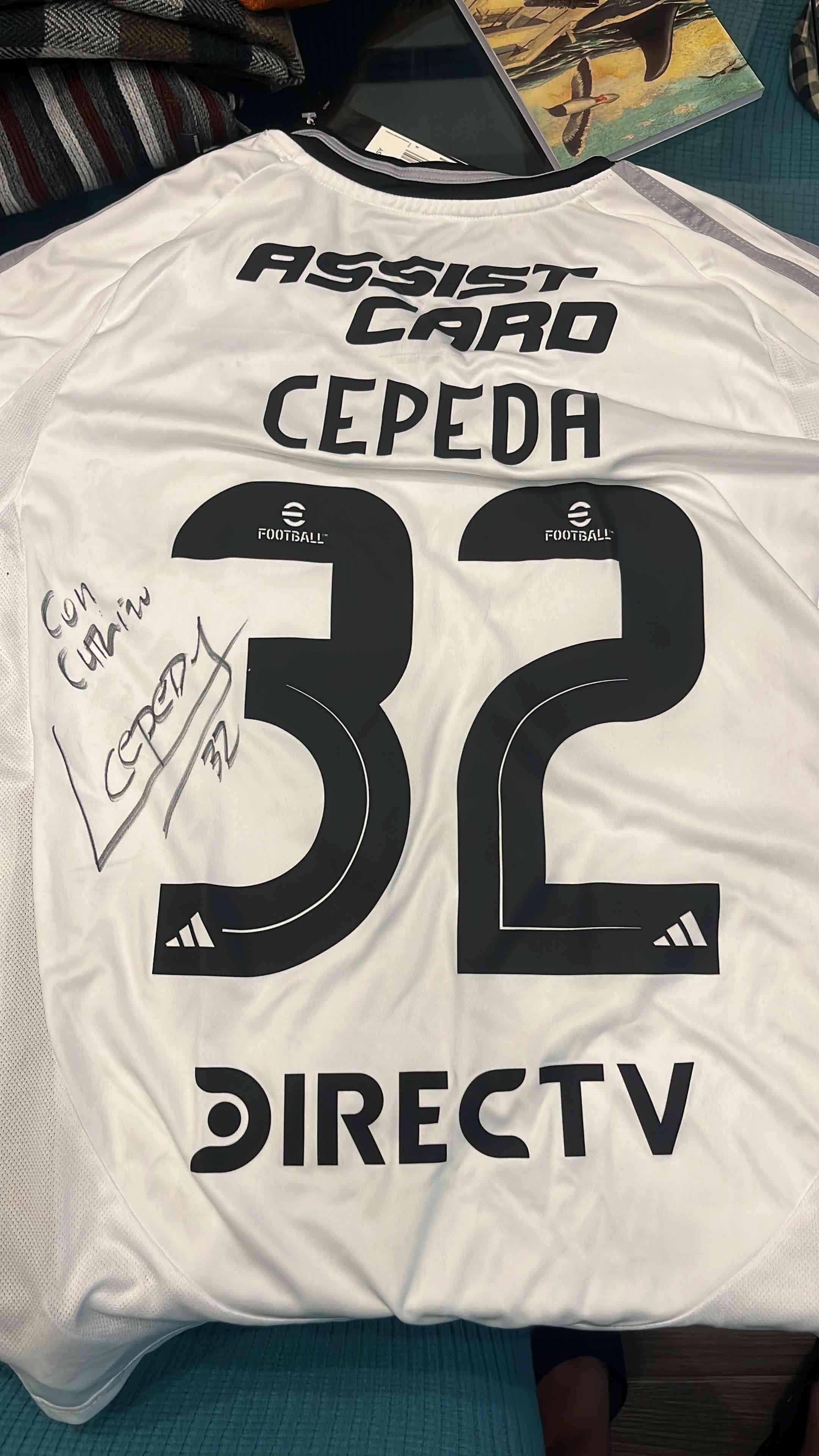 Camiseta firmada de fútbol plantel Colo coló 2025 - miniatura 2