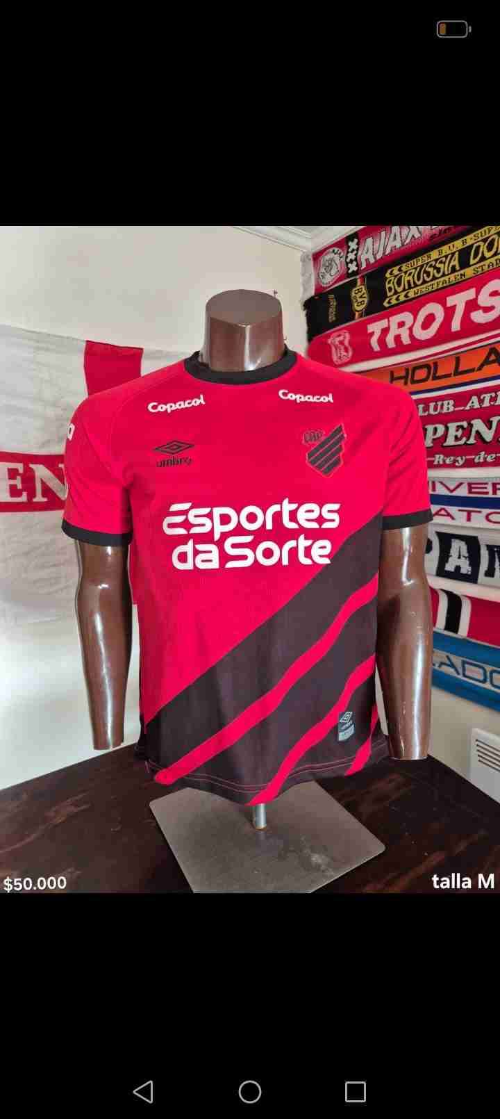 Camiseta fútbol roja Umbro