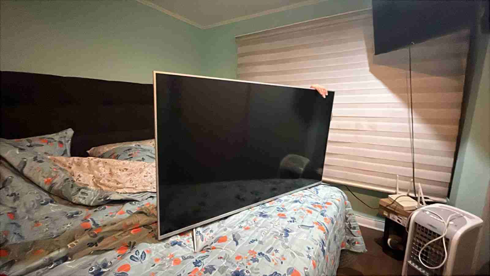 Televisor TCL pantalla plana - miniatura 2