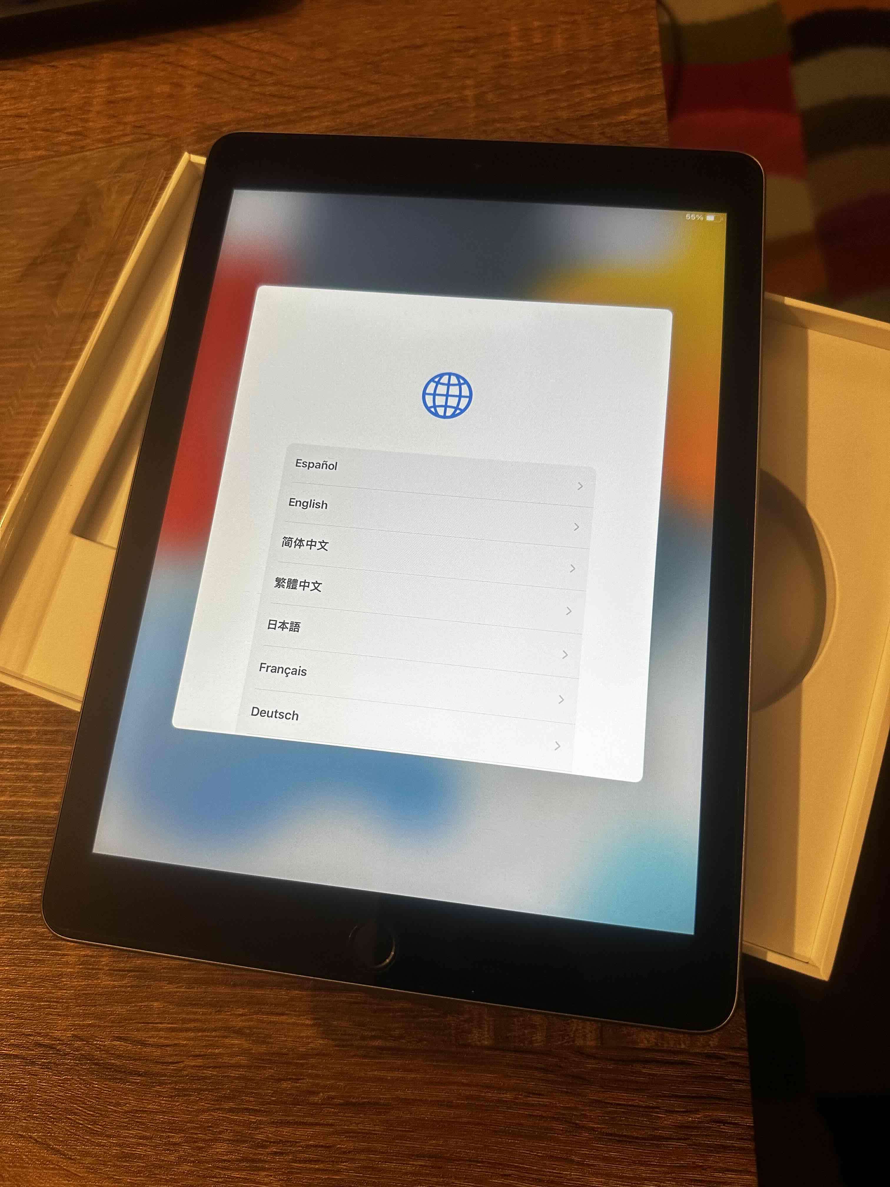 iPad 6ta generación plateado - miniatura 4